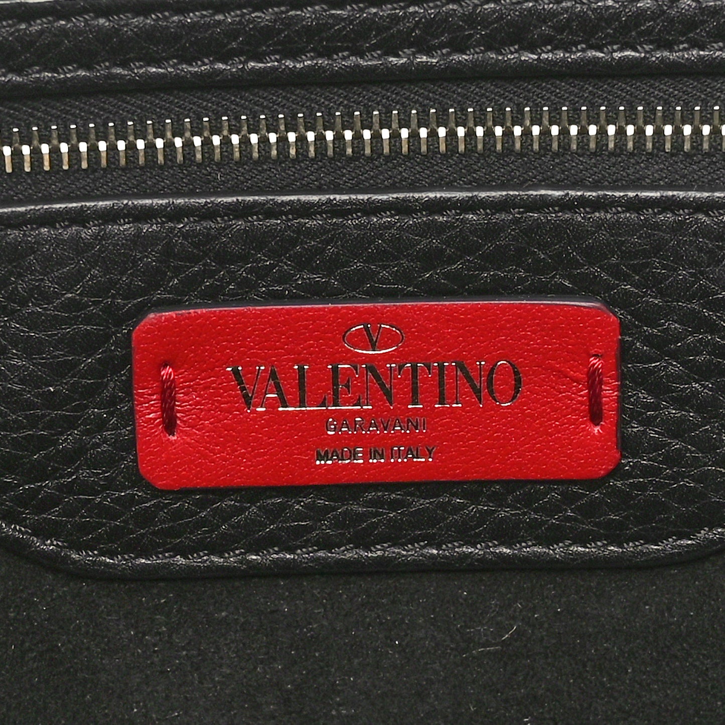Grained Calfskin Small Rockstud Shoulder Tote Black