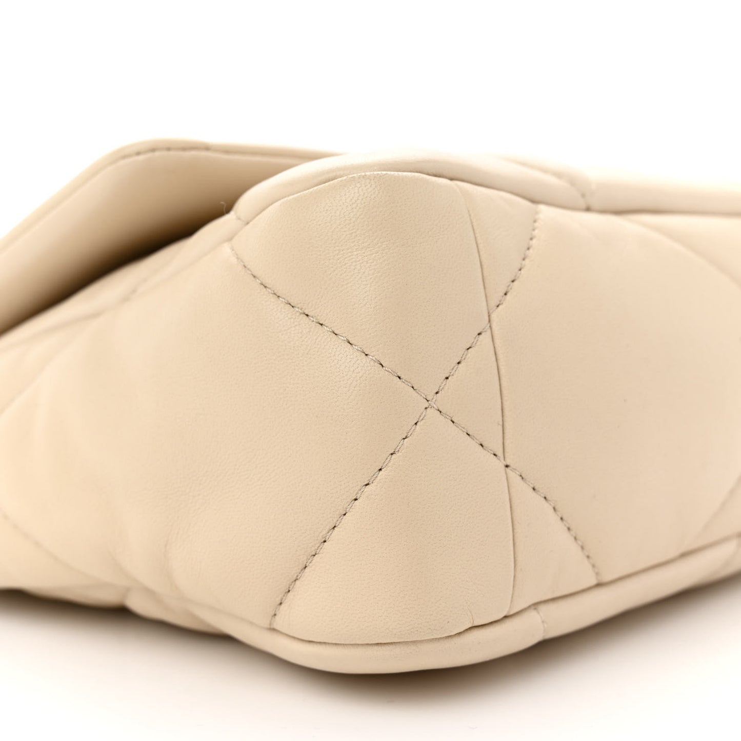 Lambskin Quilted Medium Chanel 19 Flap Beige