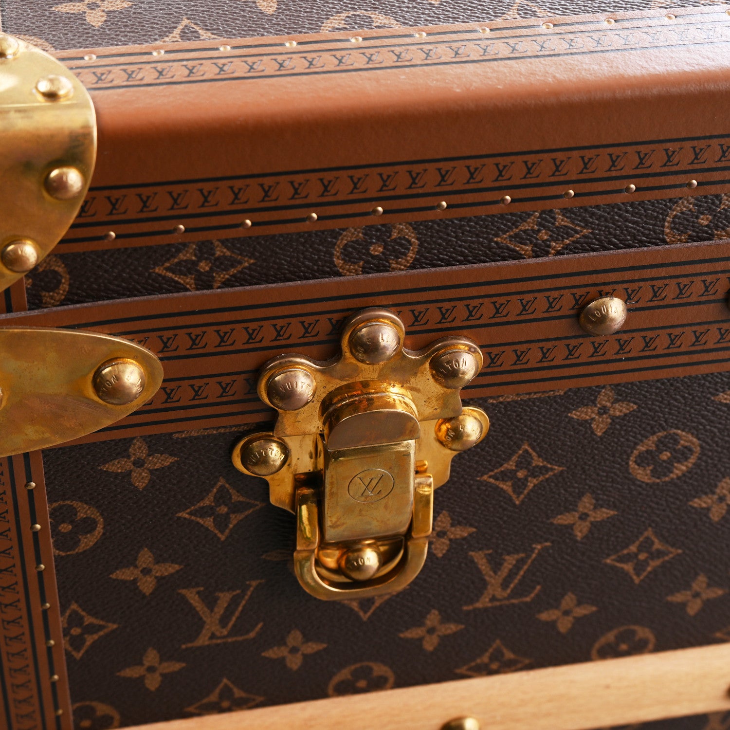 Louis Vuitton Monogram Malle Courrier Lozine Trunk 110 1627553