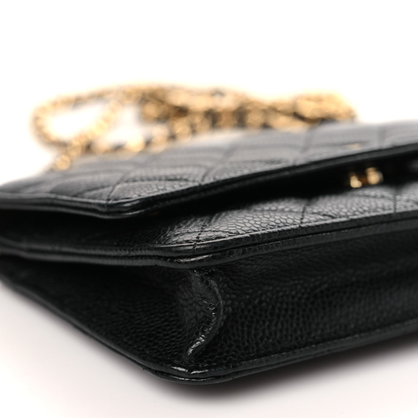 Caviar Quilted Wallet on Chain WOC Black