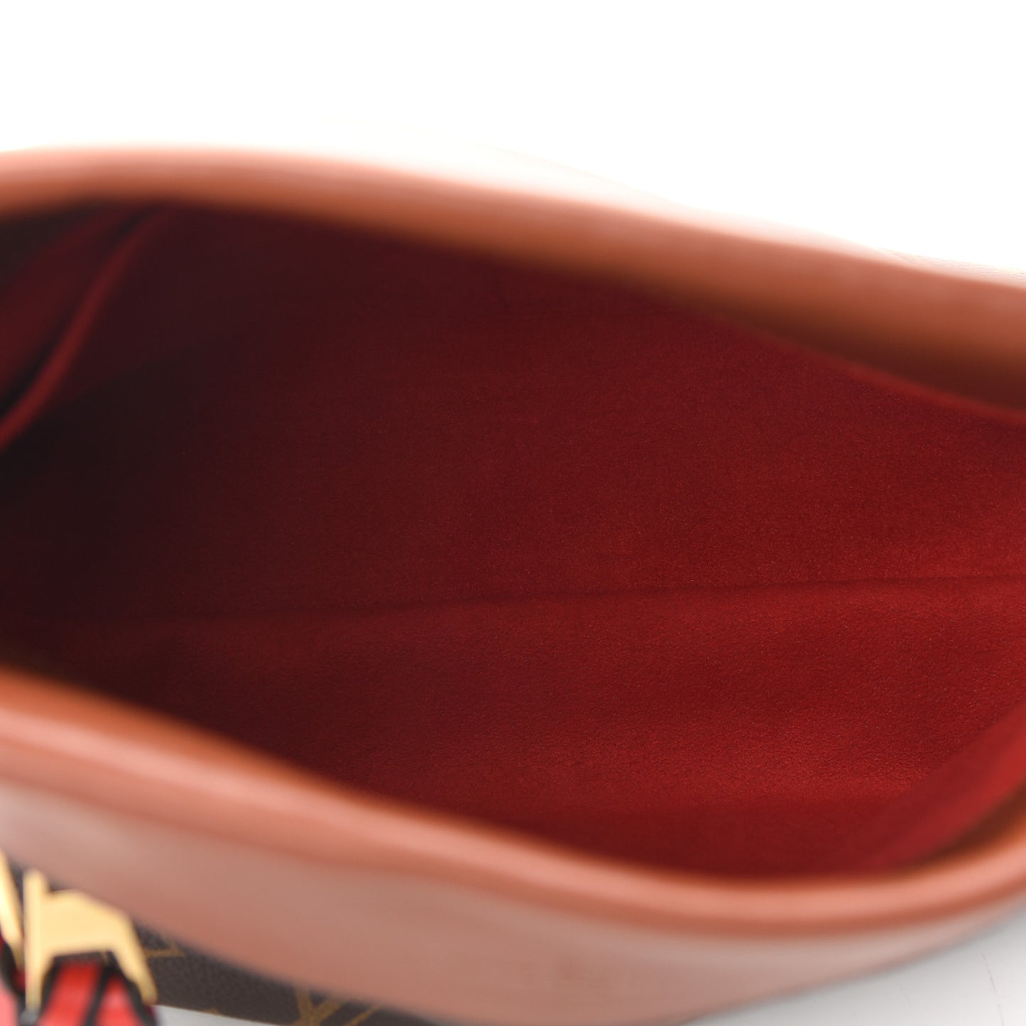 Monogram Tuileries Besace Caramel Rouge