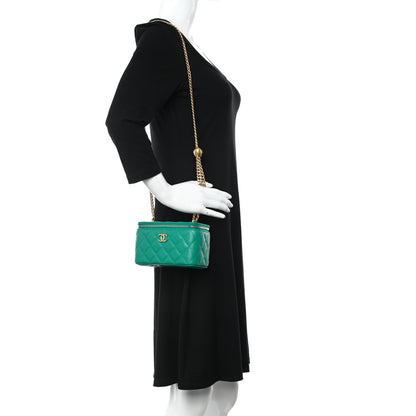 Chanel Caviar Quilted Sweetheart Vanity Case Green 2 of 12