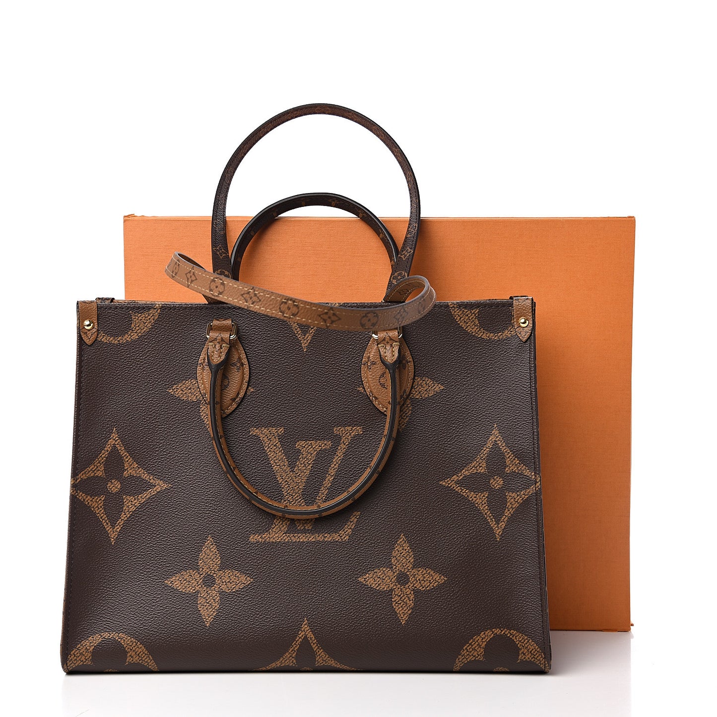 Reverse Monogram Giant Onthego MM