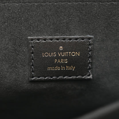 Louis Vuitton Monogram Giant Wild At Heart Pochette Metis Arizona 6 of 10