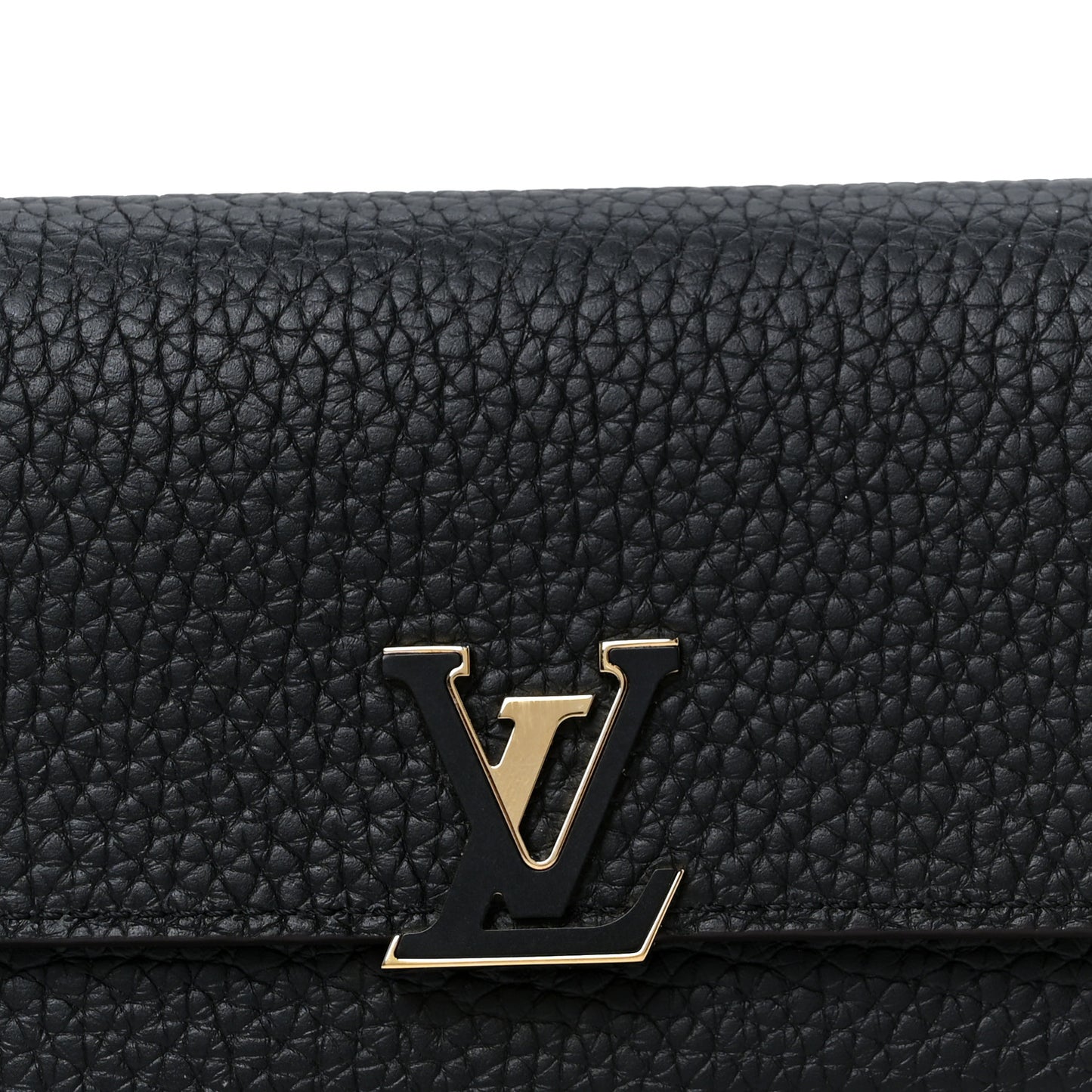 Taurillon Capucines Compact Wallet Black