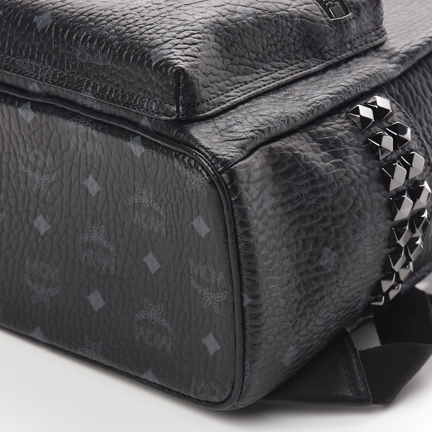 Visetos Small Side Stud Stark Backpack Black