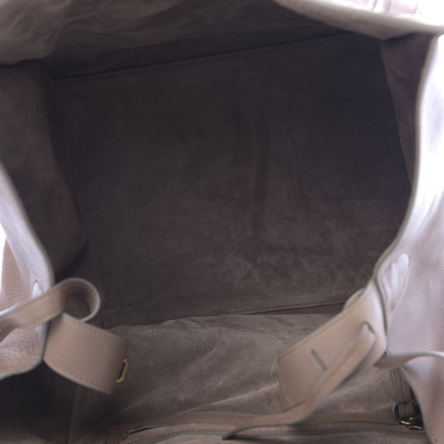 Supple Calfskin Medium Phantom Luggage Taupe
