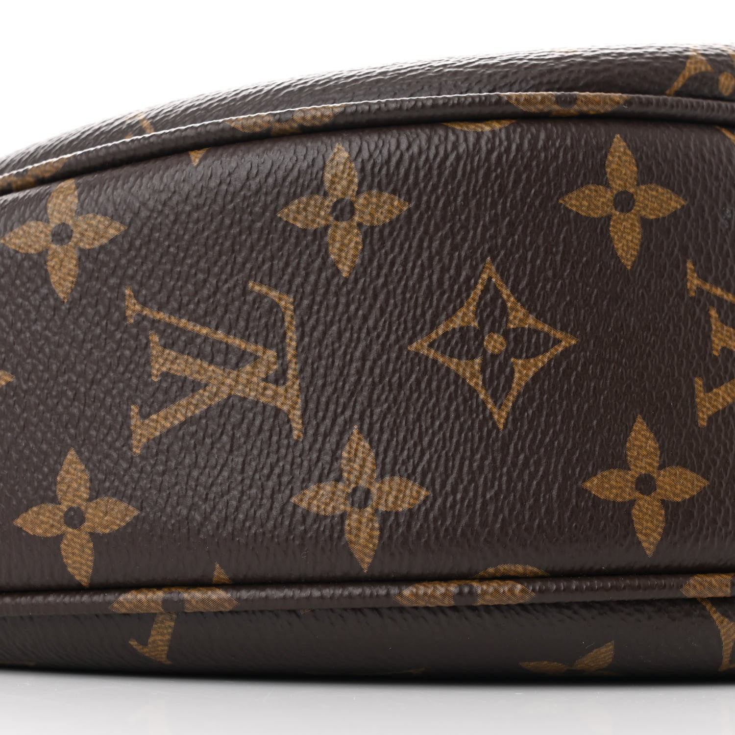 Louis Vuitton Monogram Looping 7 of 9