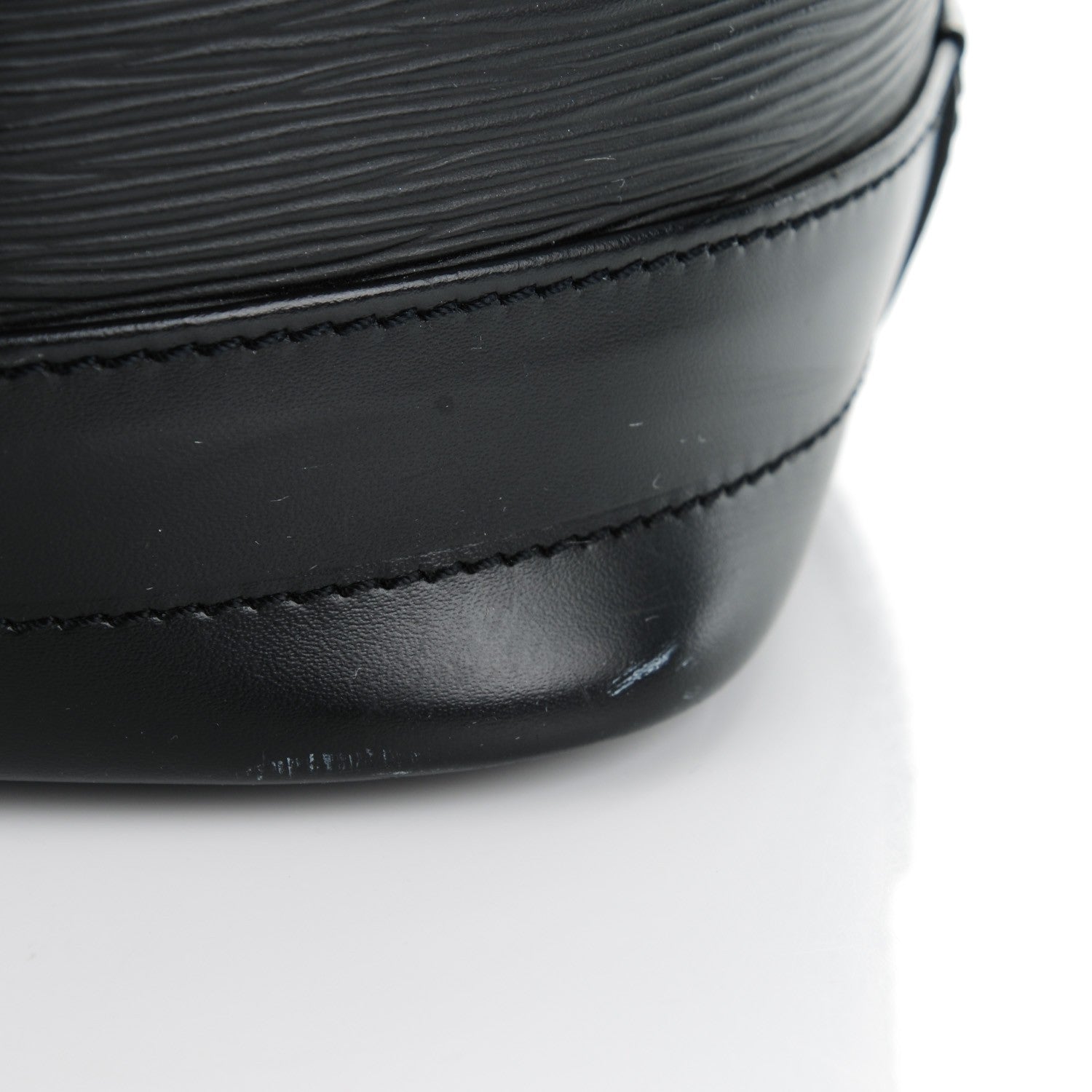 Louis Vuitton Epi Noe Black 8 of 8