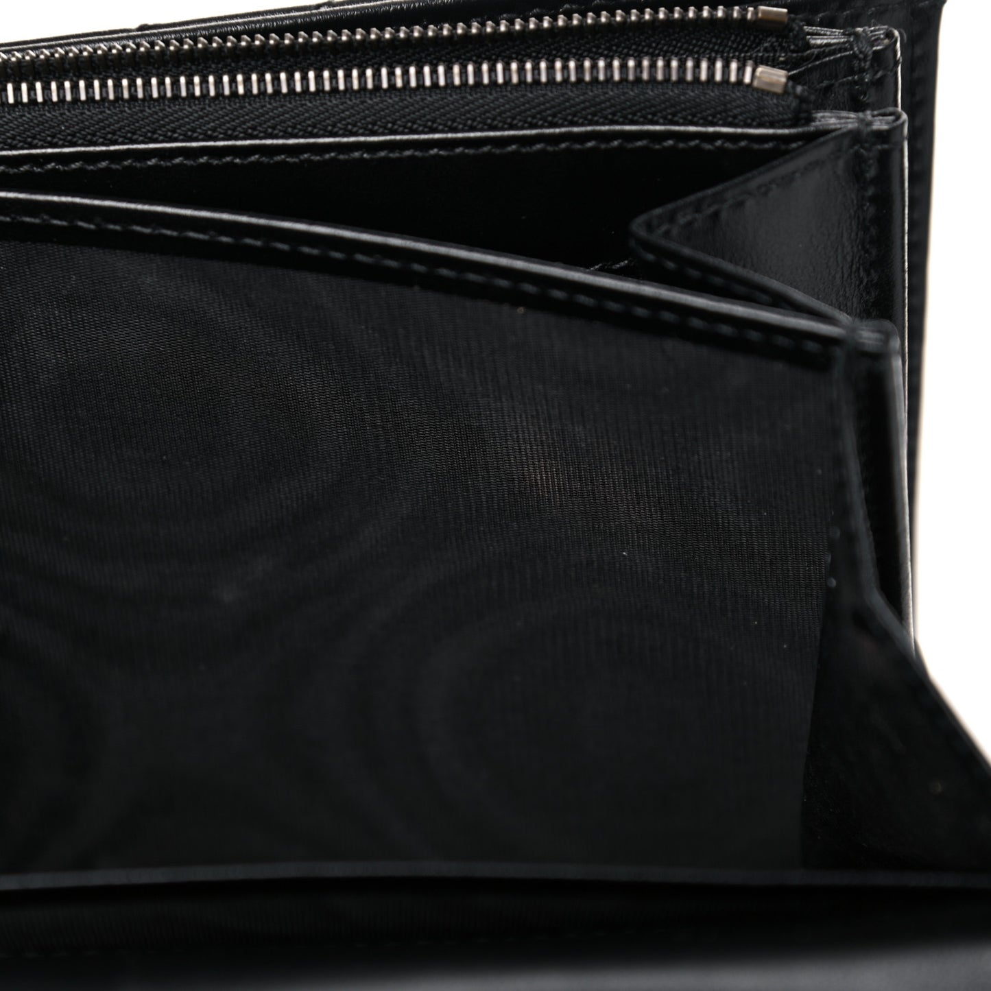 Calfskin Matelasse GG Marmont Chain Wallet Black