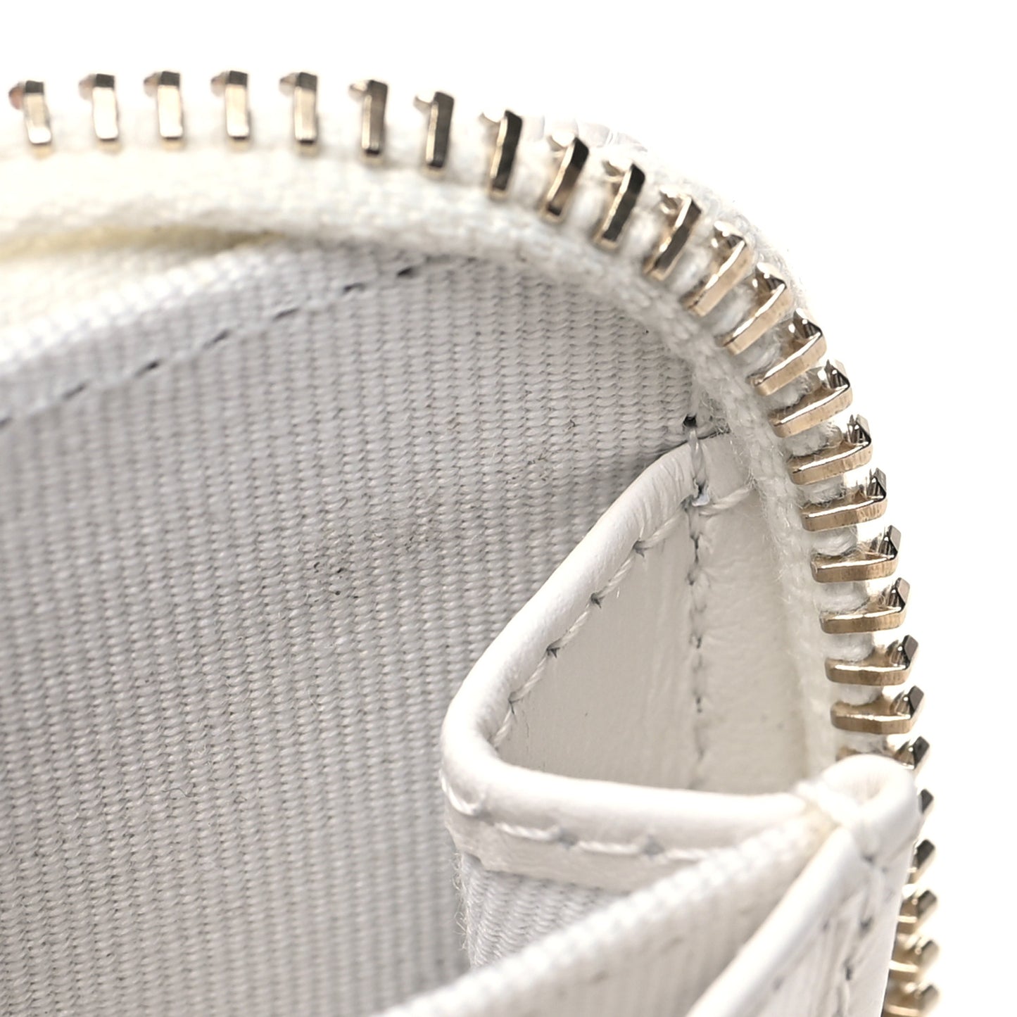 Caviar Enamel Coco Casino Quilted Zip Coin Purse White