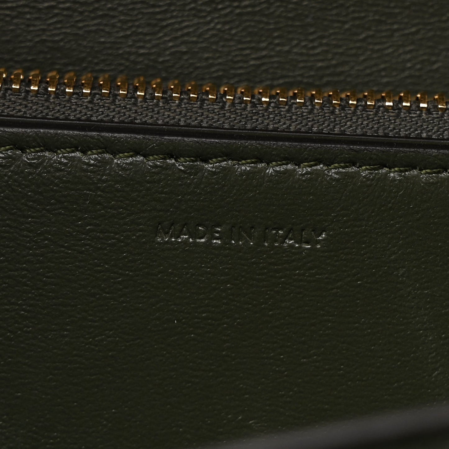 Box Calfskin Medium Classic Box Flap Bag Khaki