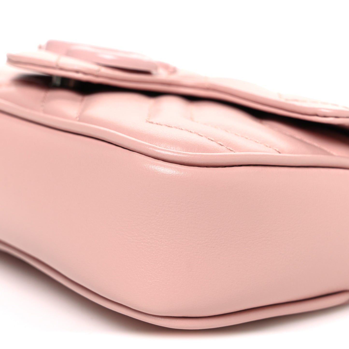 Calfskin Matelasse Monochrome GG Marmont Chain Belt Bag Perfect Pink