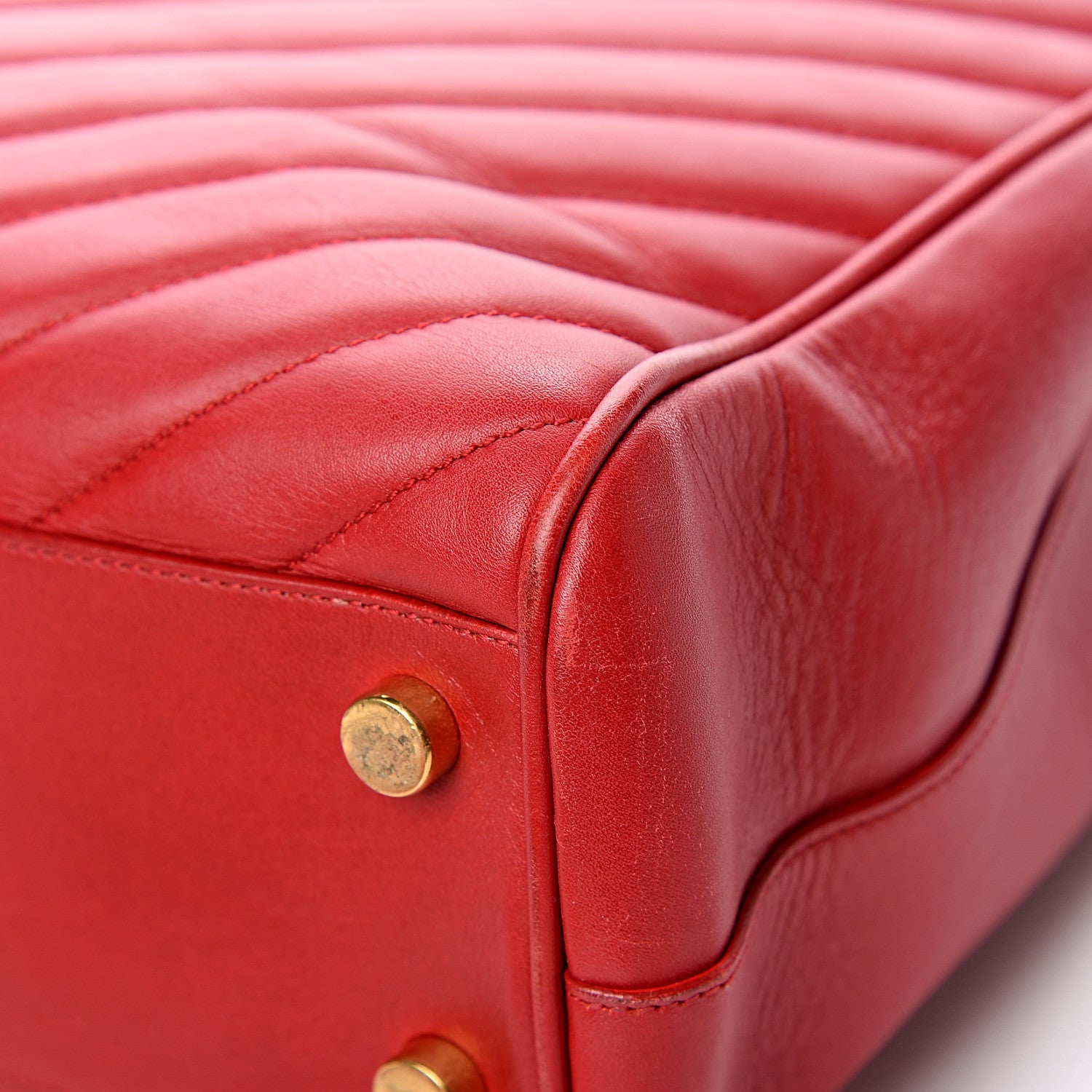 Saint Laurent Smooth Calfskin Matelasse Chevron Monogram Shopping Bag Red 12 of 15