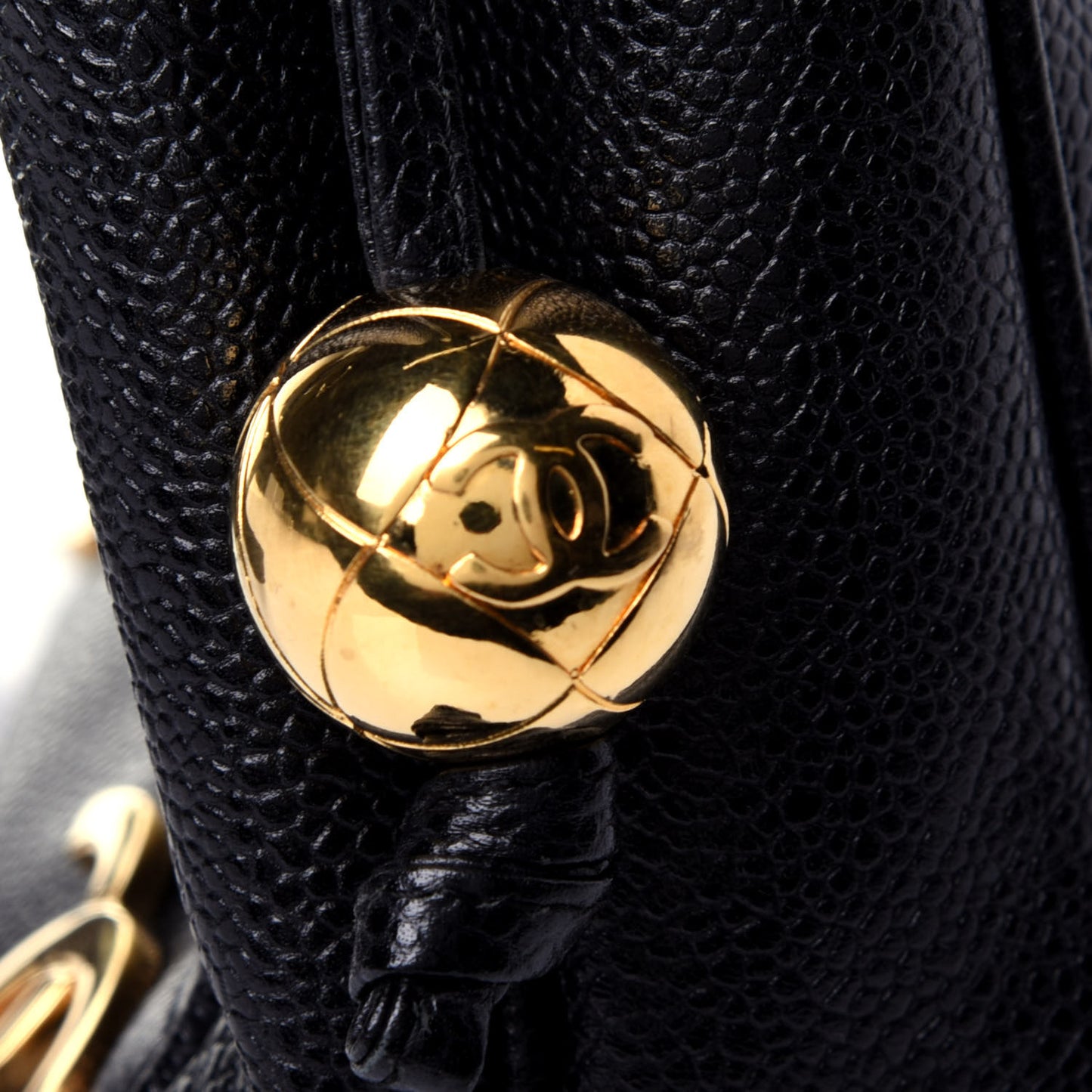 Caviar CC Shoulder Bag Black
