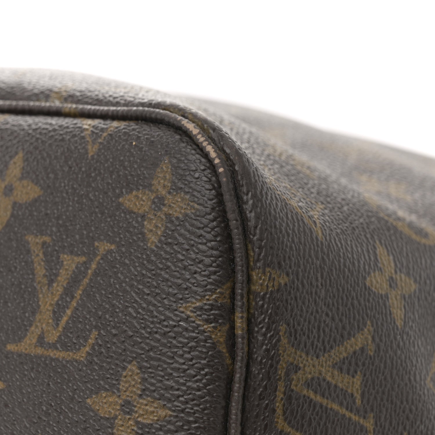 Louis Vuitton Monogram Neverfull MM 27 of 33