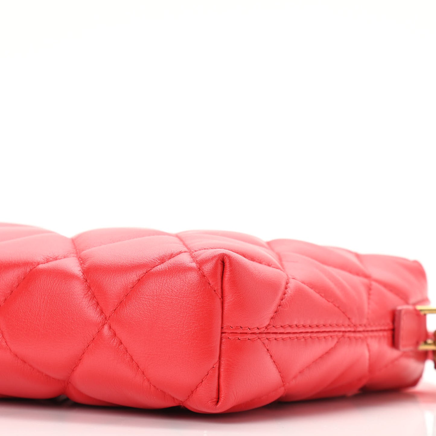 Nappa Calfskin Quilted Touch B Camera Shoulder Bag Bright Red