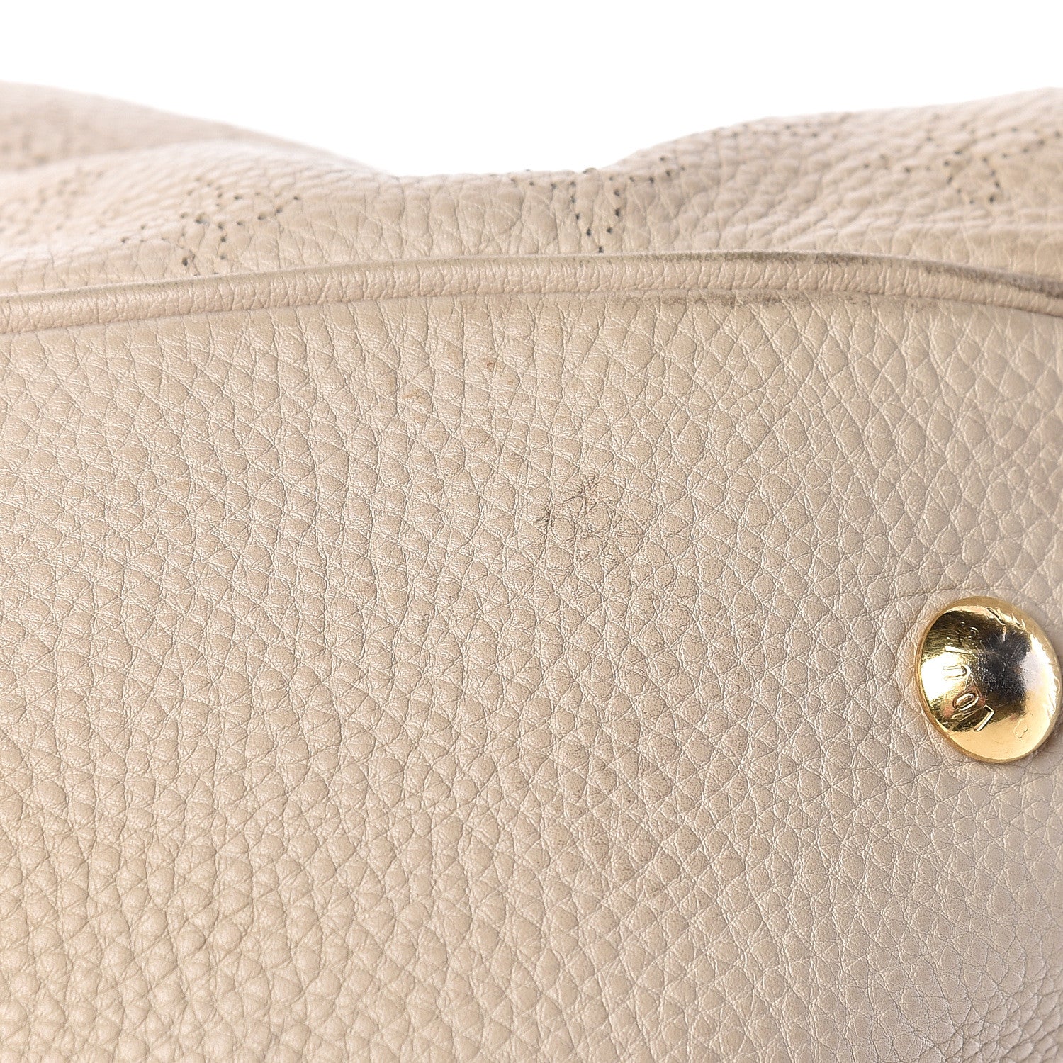 Louis Vuitton Mahina XL Ivory 16 of 22