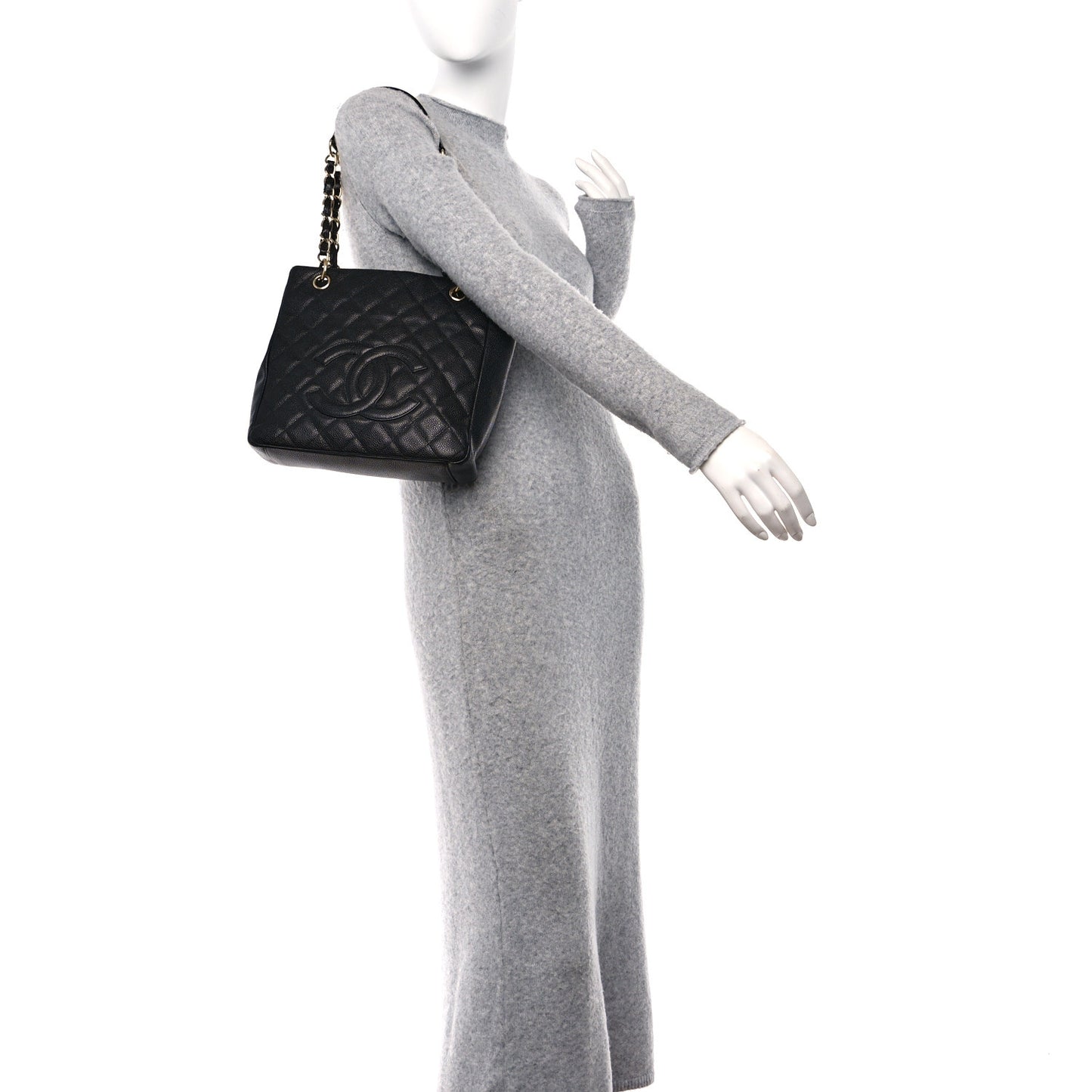 Caviar Quilted Petit Shopping Tote PST Black