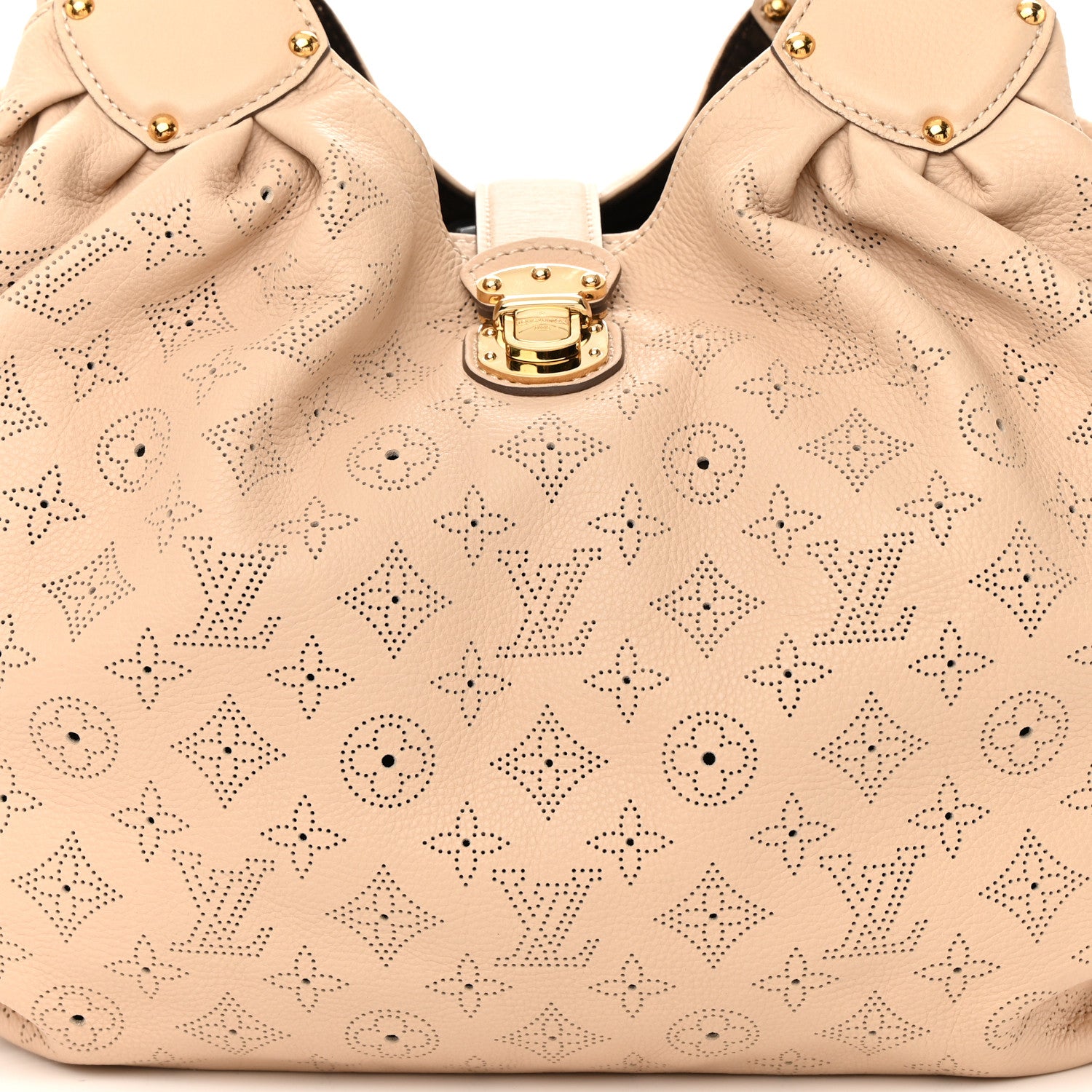 Louis Vuitton Mahina L Sable 8 of 11