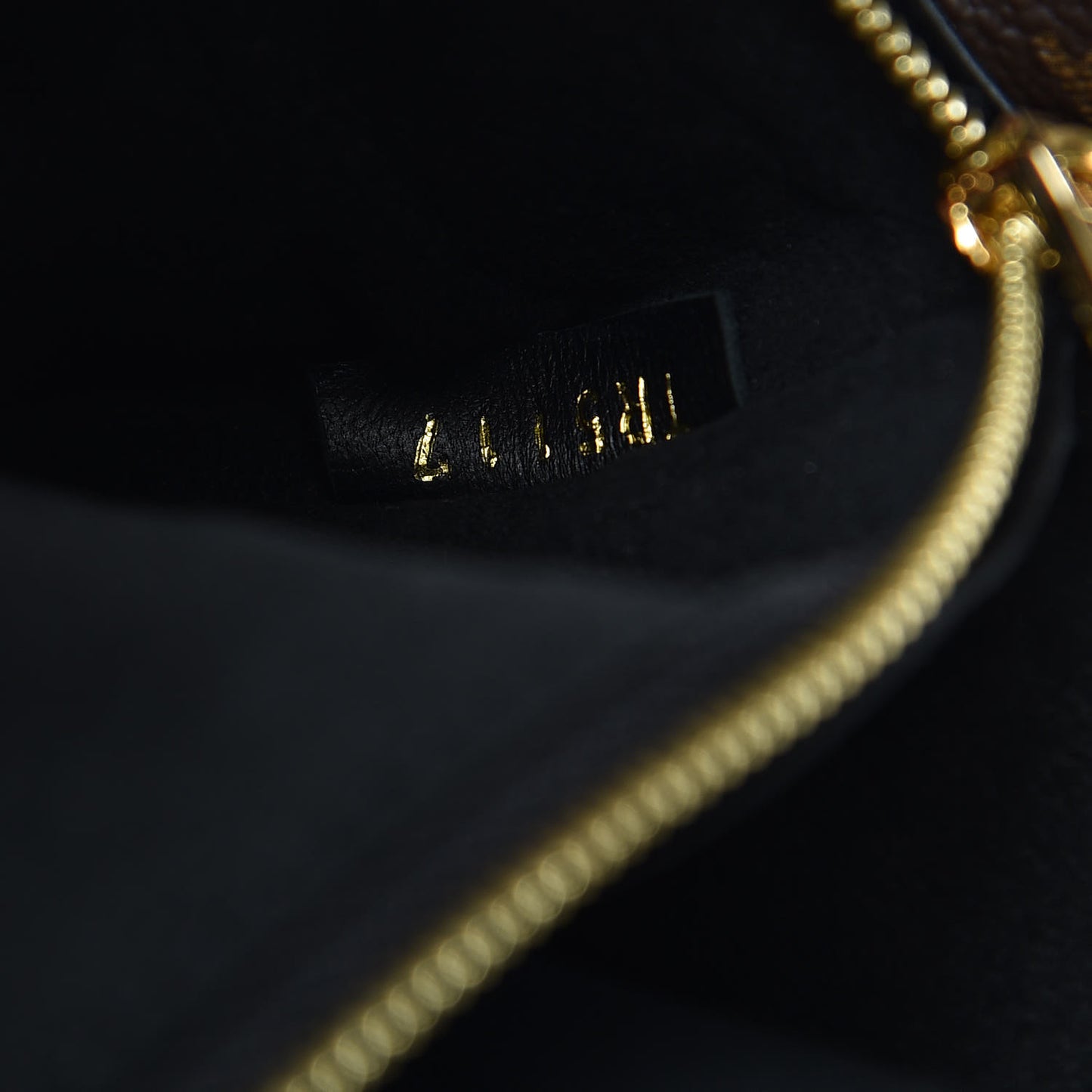 Monogram Double V Black