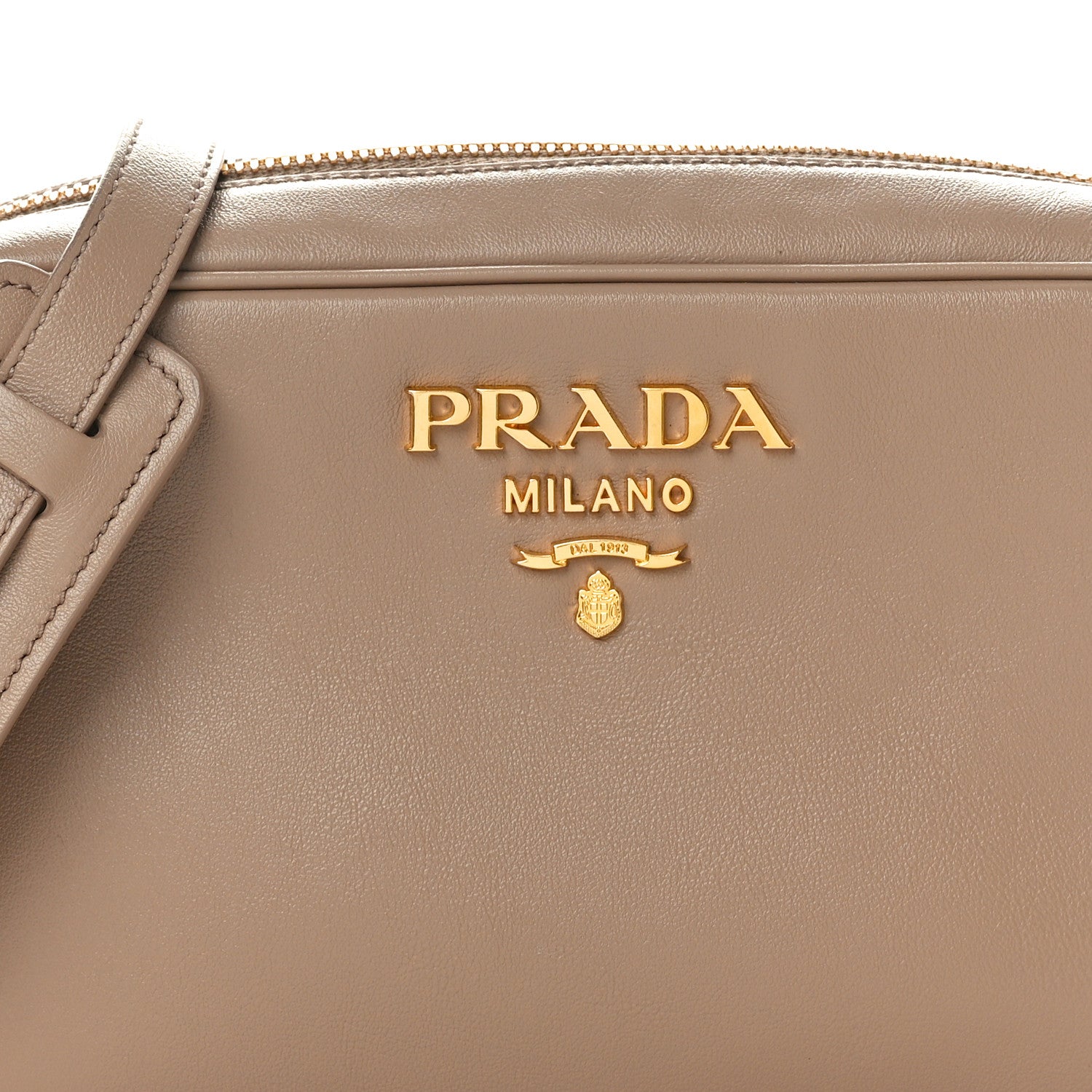 Prada Vitello Phenix Camera Bag Cammeo 1618266 – FASHIONPHILE