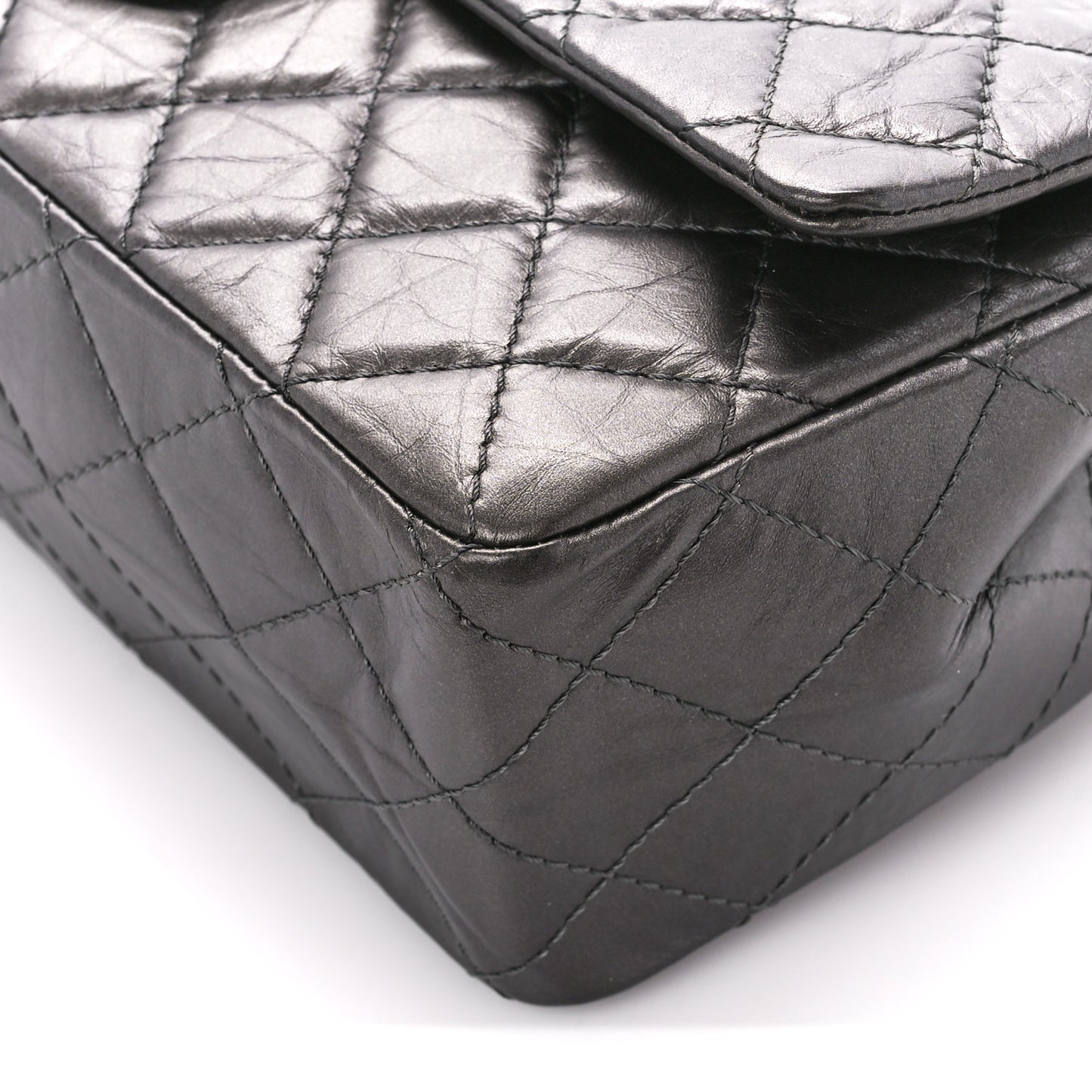 Metallic Aged Calfskin Quilted 2.55 Reissue Flap 226 Dark Grey
