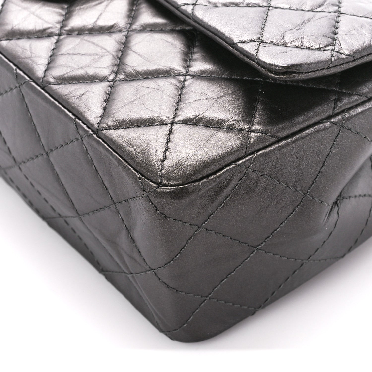 Chanel Metallic Aged Calfskin Quilted 2.55 Reissue Flap 226 Dark Grey 11 of 11