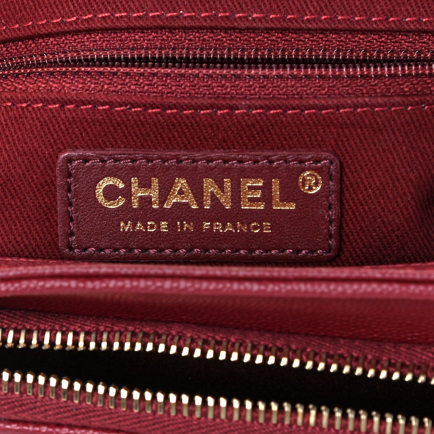 Caviar Quilted Small Business Affinity Flap Burgundy