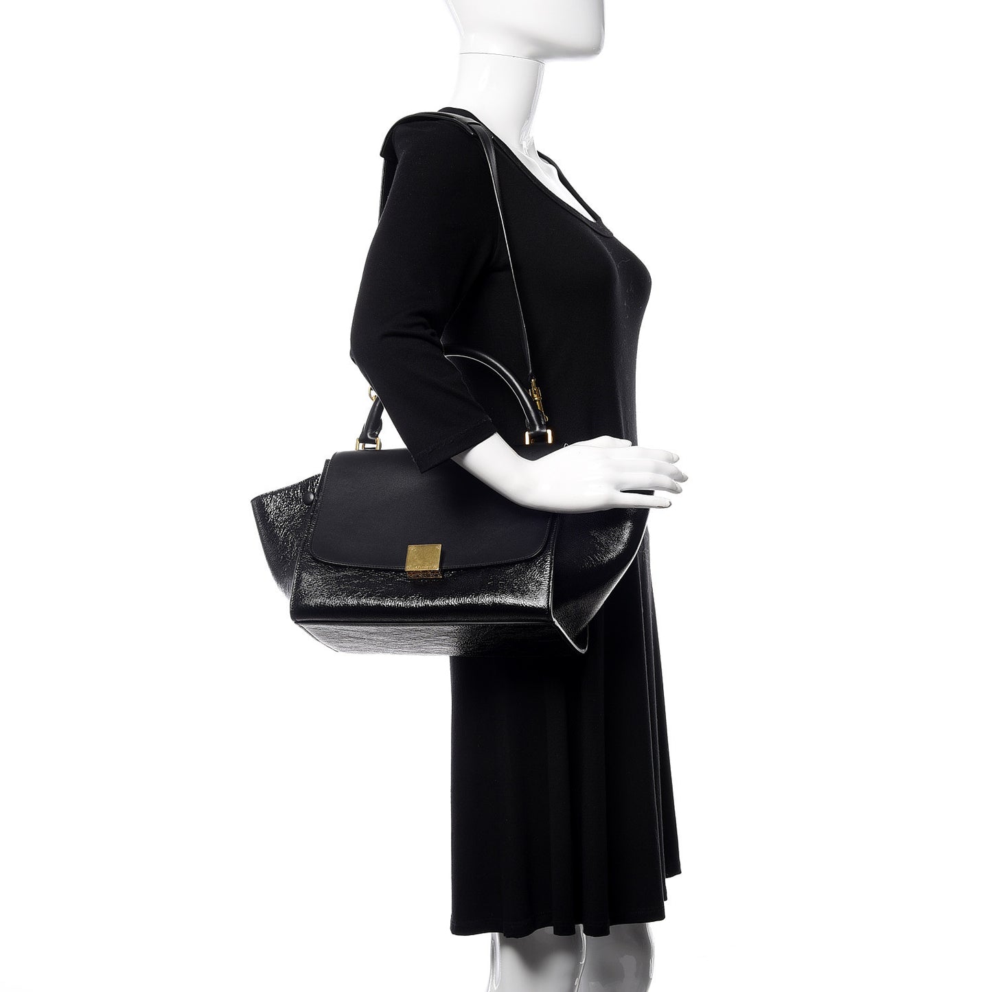 Shiny Goatskin Small Trapeze Black