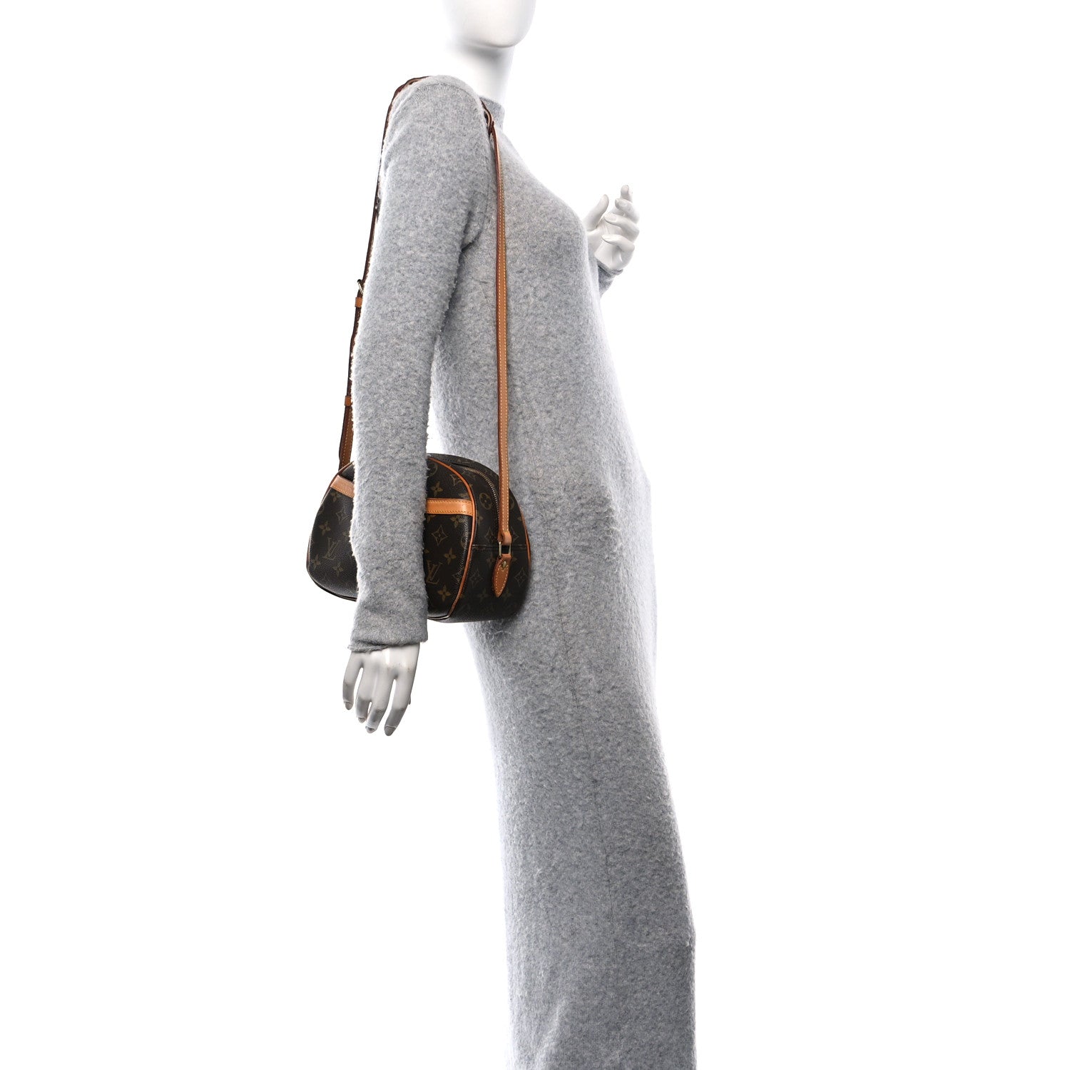 Louis Vuitton Monogram Blois 2 of 10
