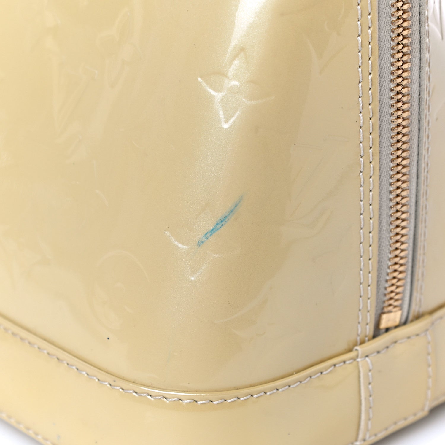 Louis Vuitton Vernis Alma PM Blanc Corail 15 of 19