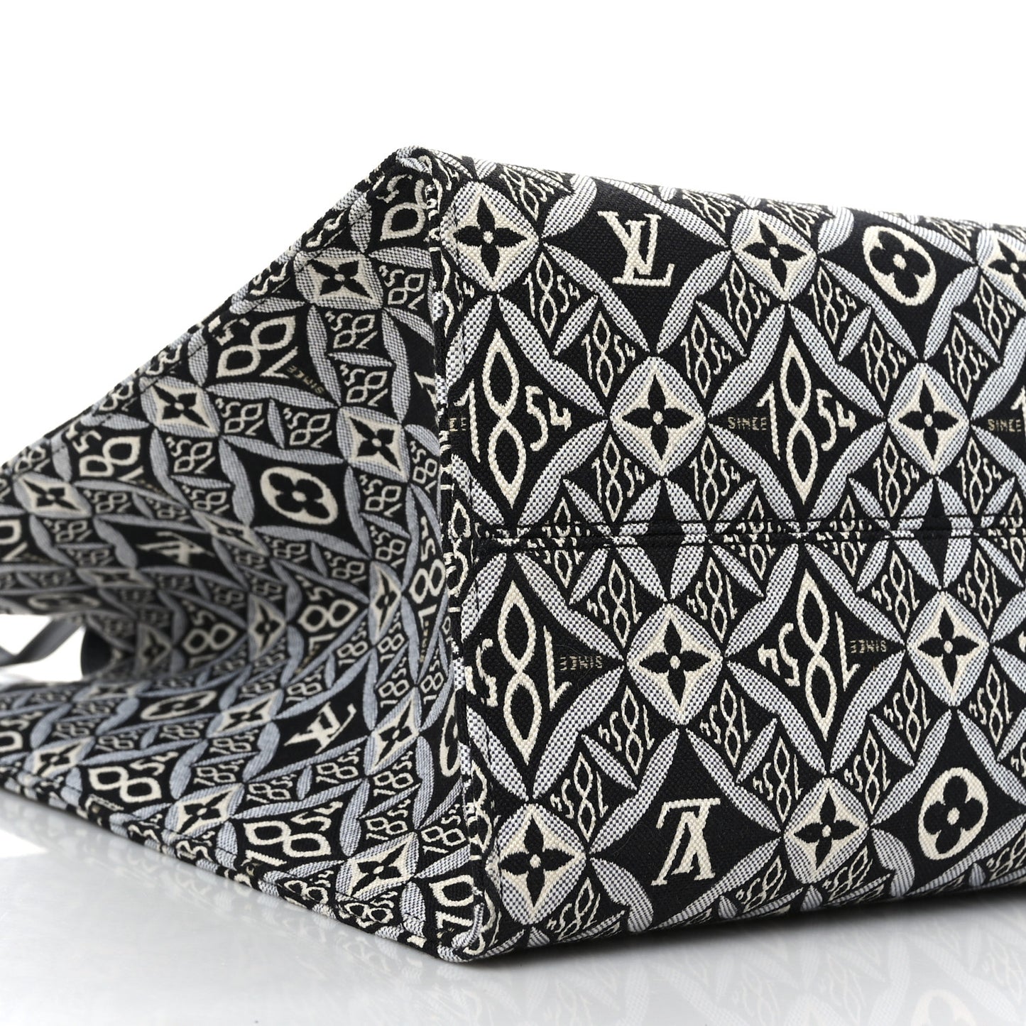 Jacquard Since 1854 Onthego GM Grey
