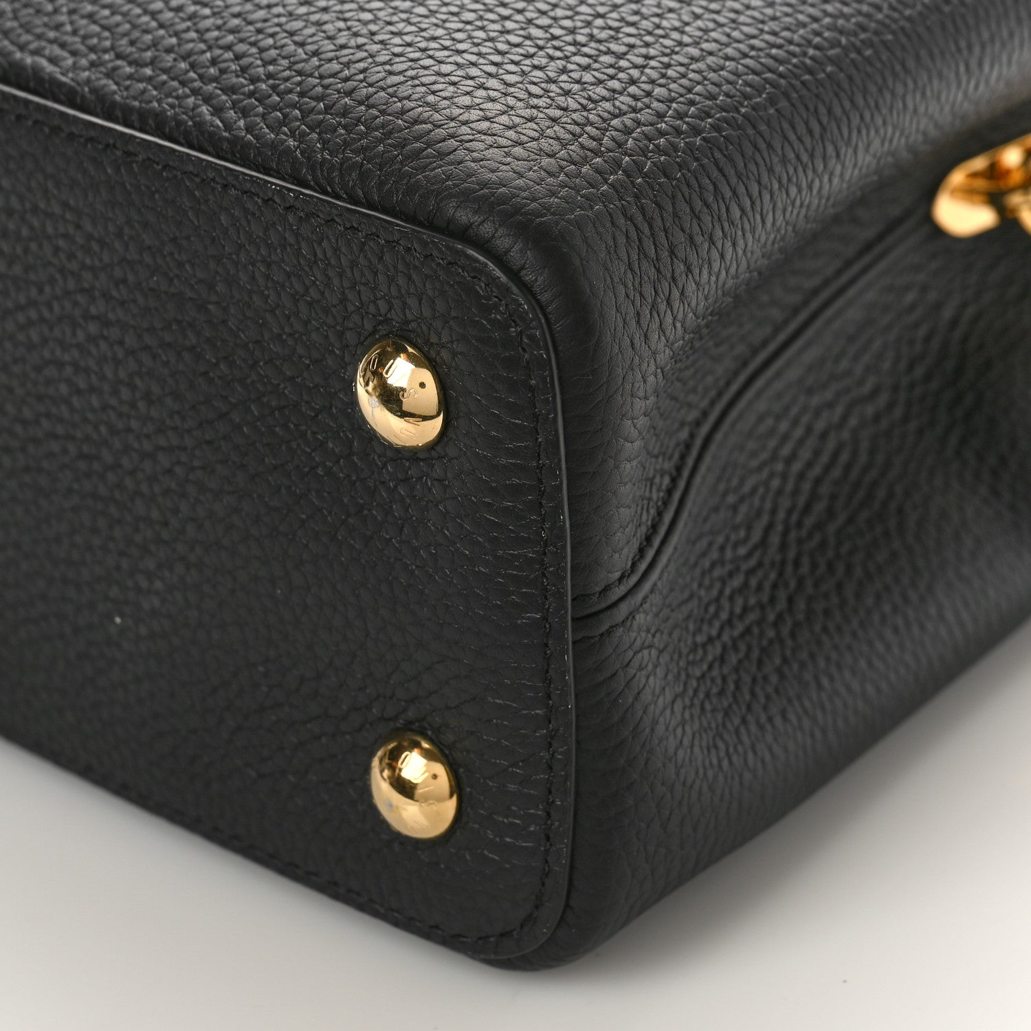 Louis Vuitton Taurillon Capucines PM Black Arizona Beige Ruby Red 8 of 8