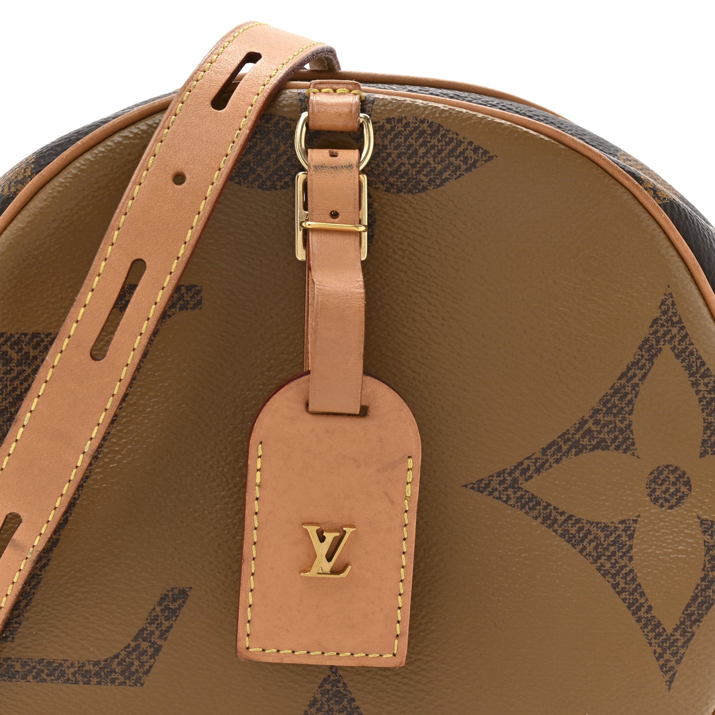 Reverse Monogram Giant Boite Chapeau Souple