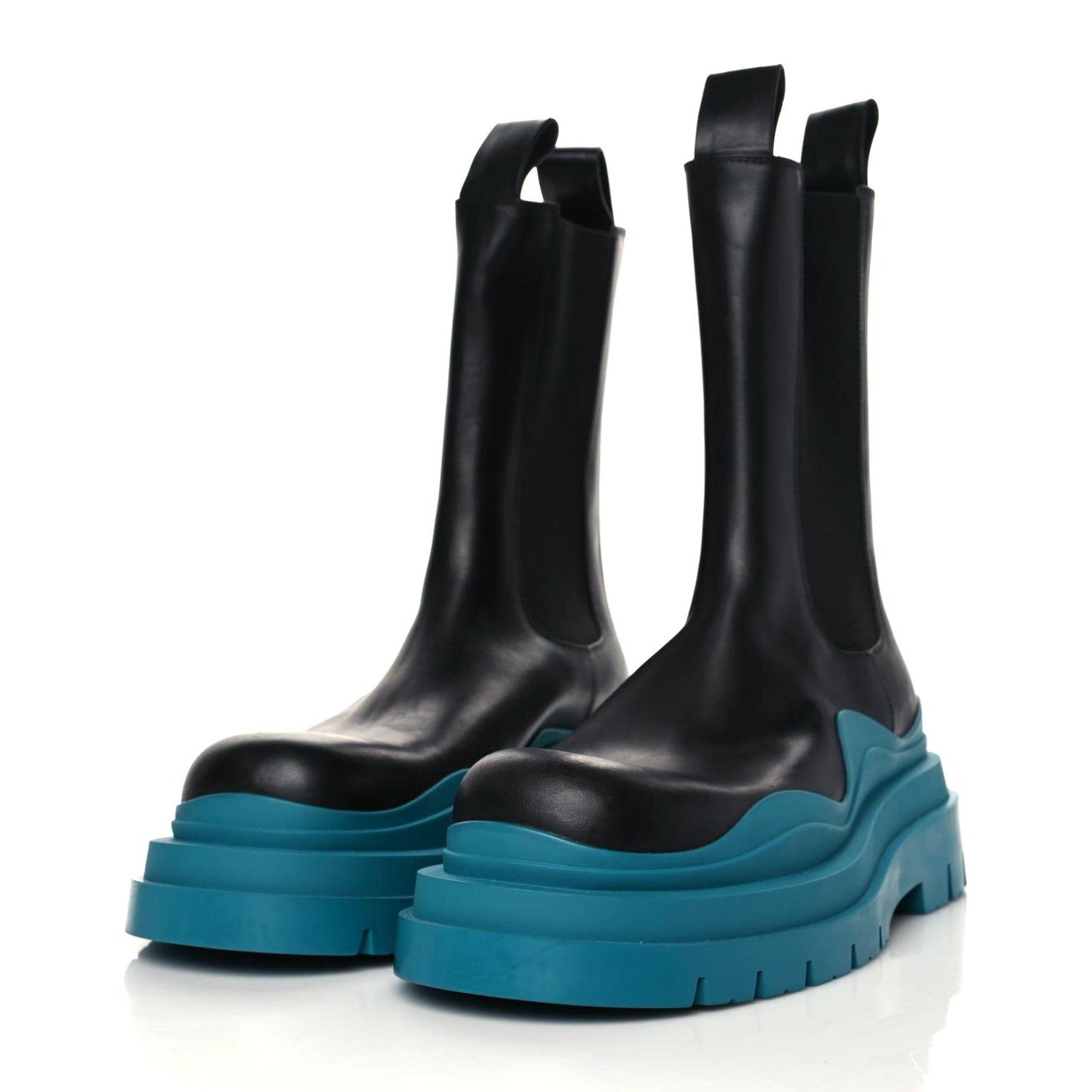 Bottega Veneta Calfskin Mens The Tire Chelsea Boots 42 Black Blaster 3 of 9