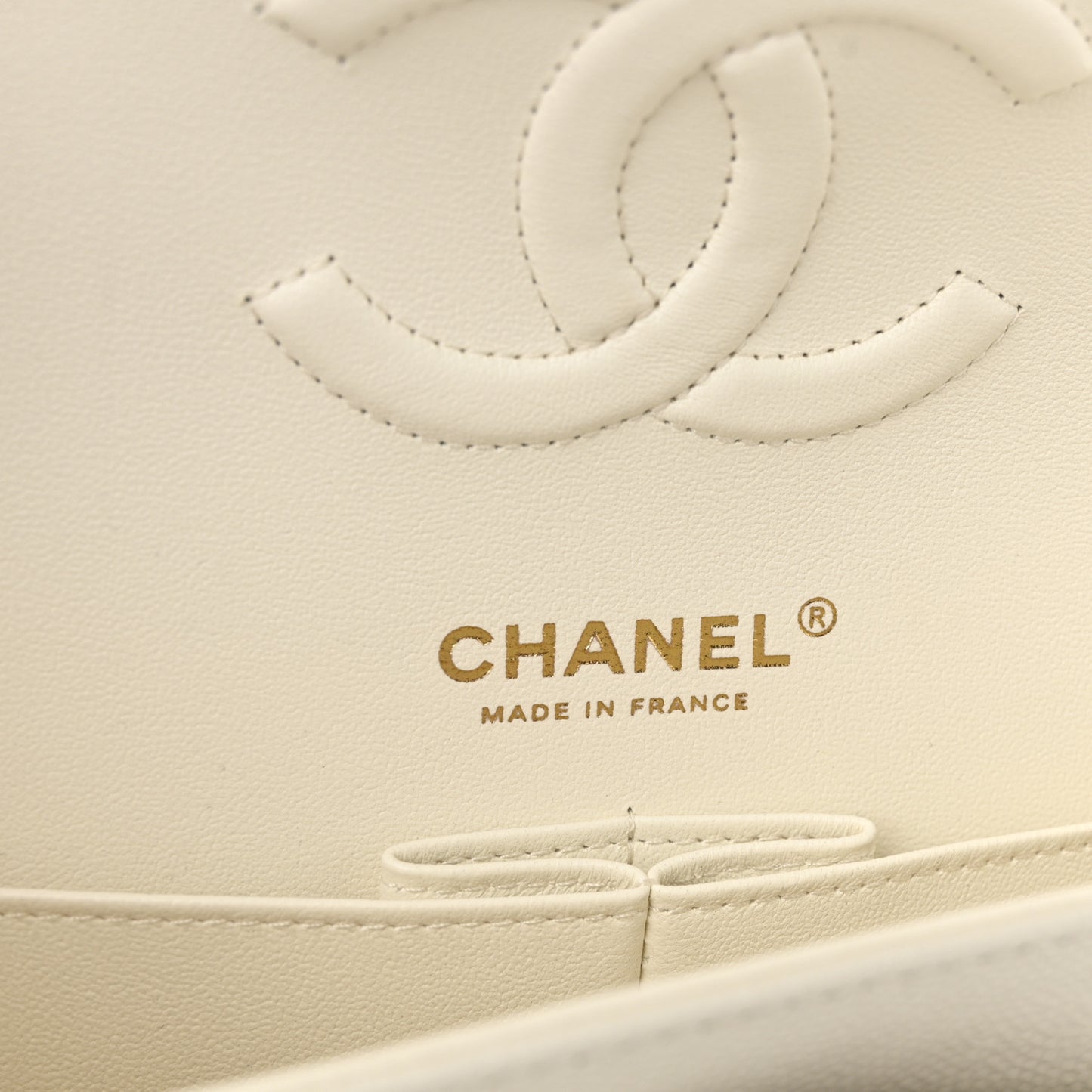 Caviar Quilted Medium Double Flap White