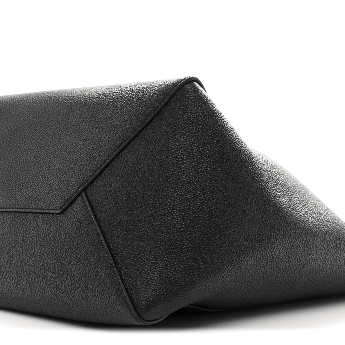 Soft Grained Calfskin Medium Belt Cabas Phantom Black