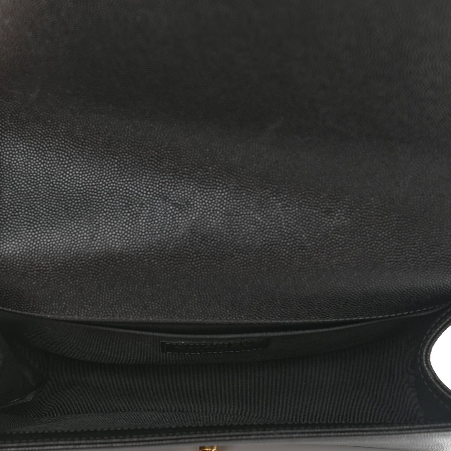 Caviar Quilted Medium Boy Flap Black