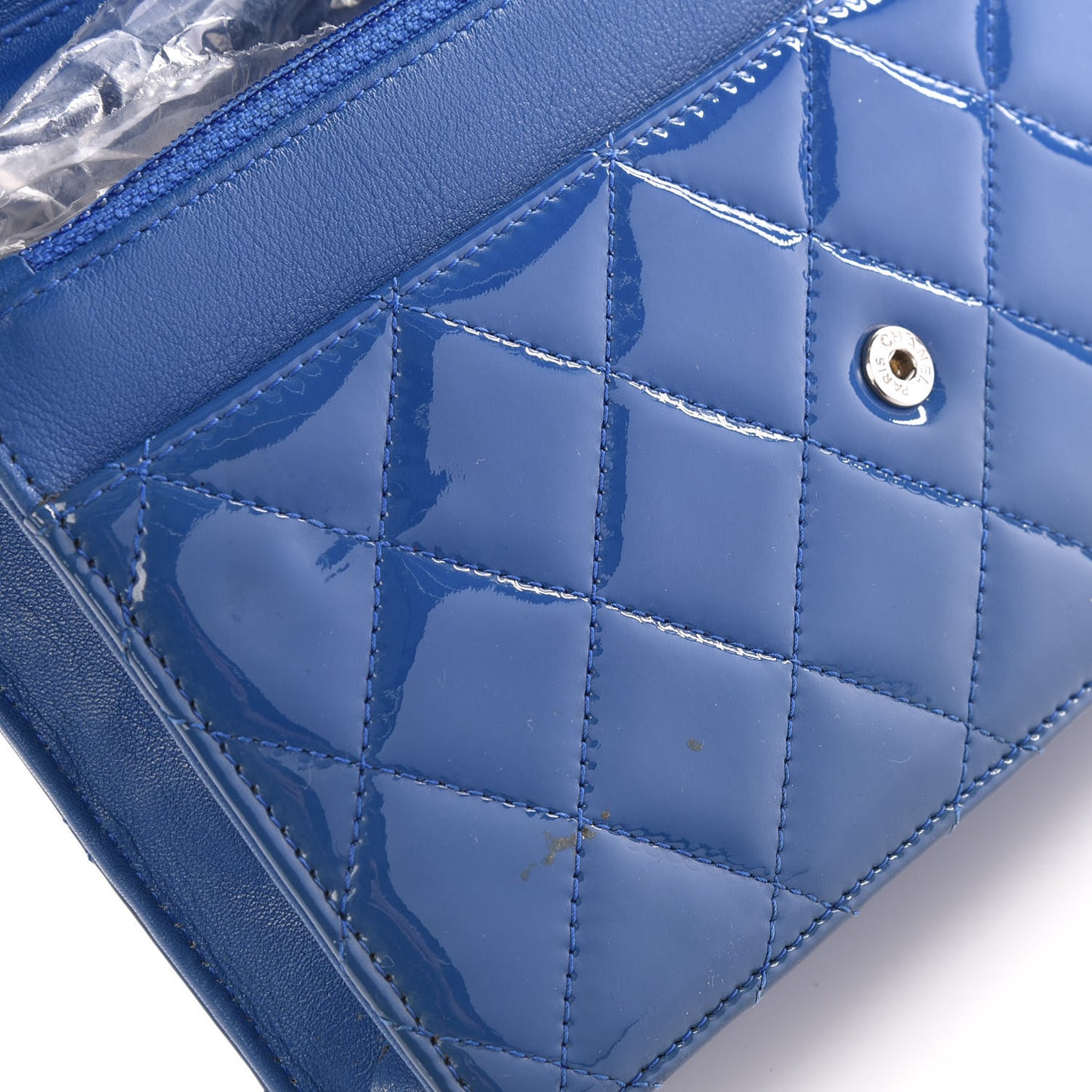 Patent Quilted Wallet On Chain WOC Blue