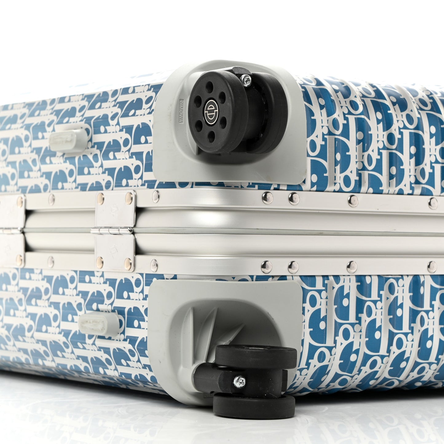 X RIMOWA Aluminum Gradient Cabin Luggage Blue Multi