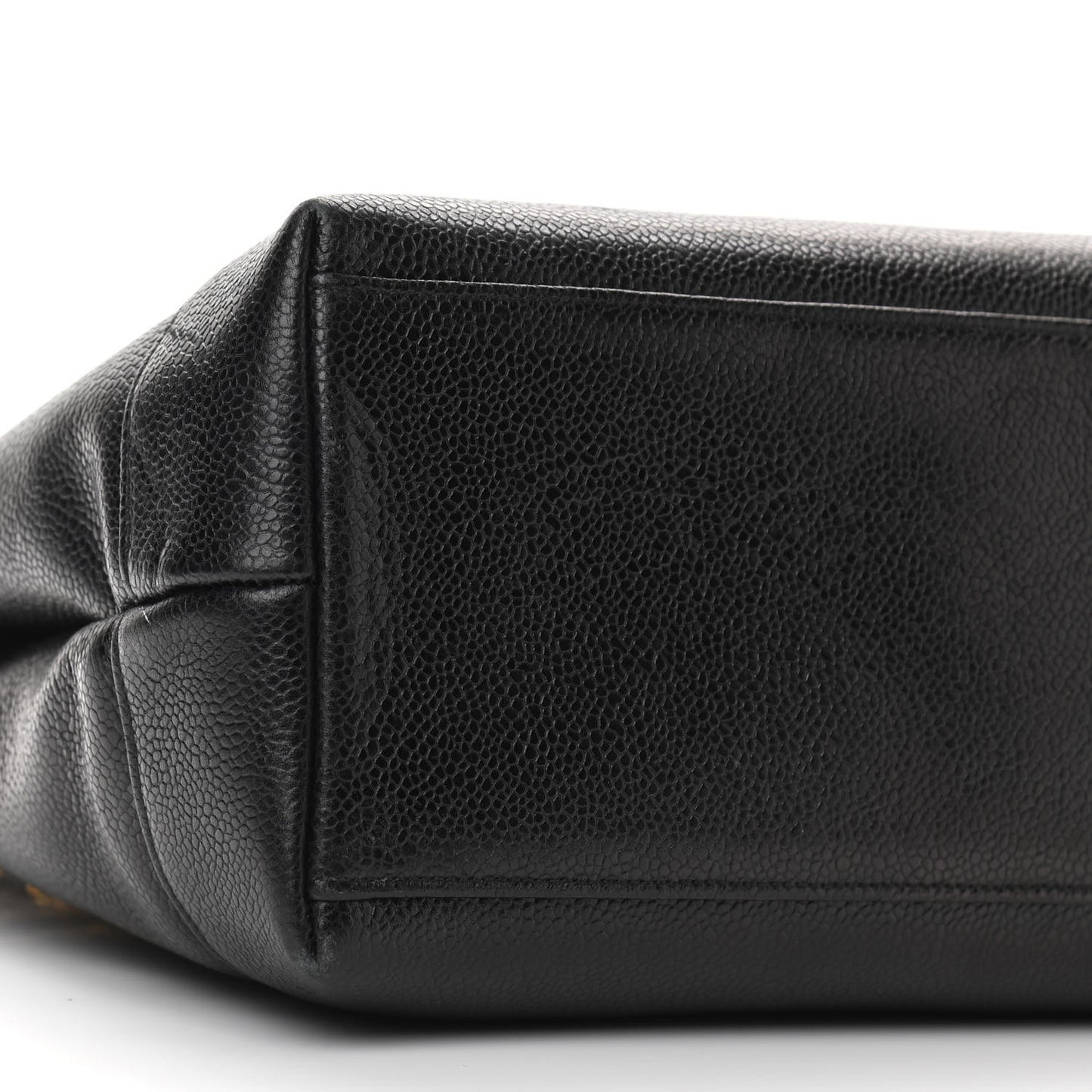 Caviar CC Shoulder Bag Black