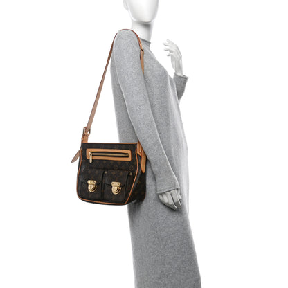 Louis Vuitton Monogram Hudson GM 2 of 12