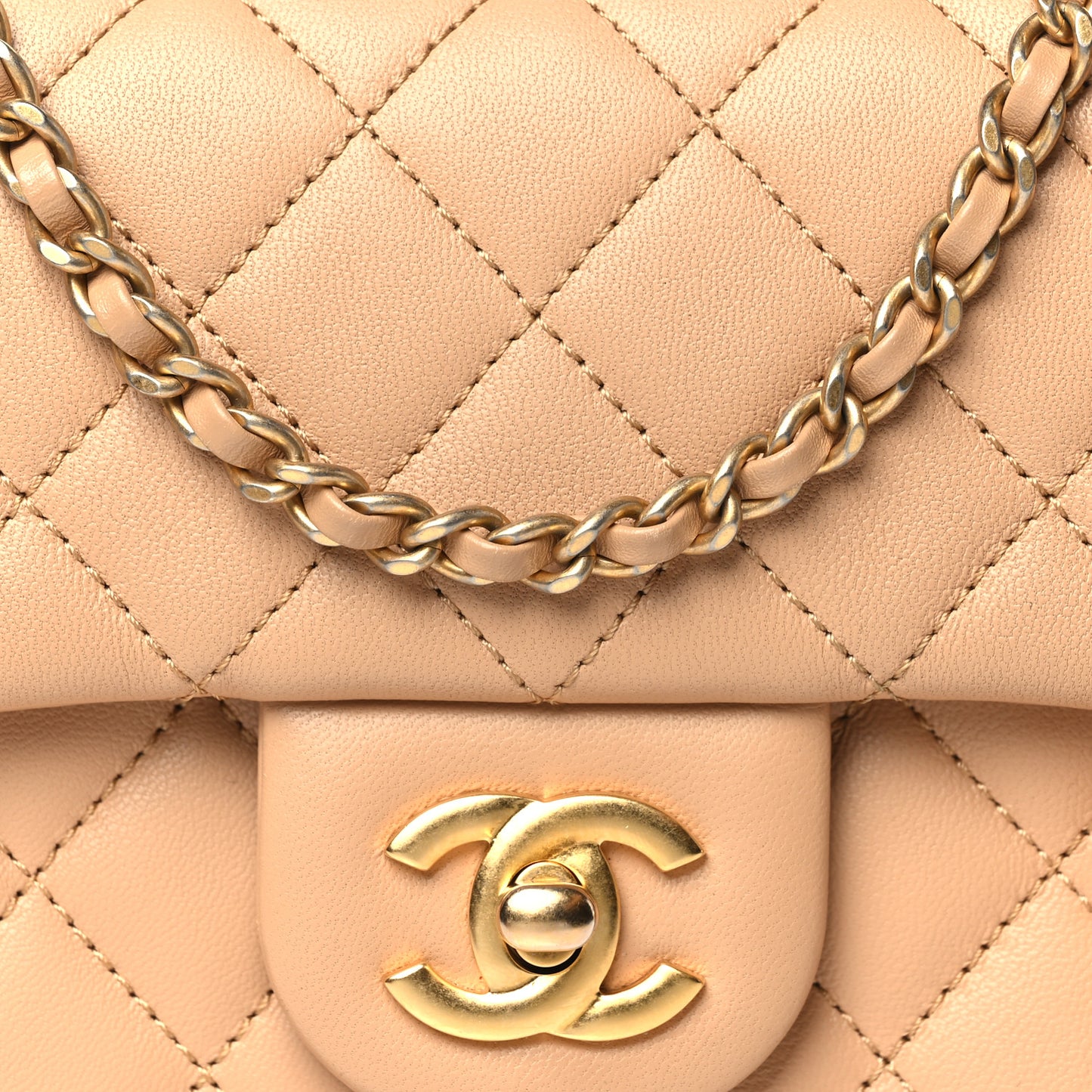 Lambskin Quilted Mini Pearl Crush Flap Beige