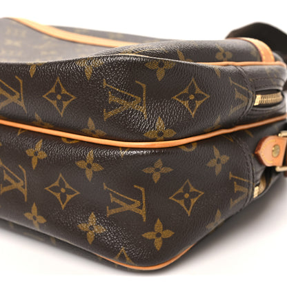 Louis Vuitton Monogram Reporter PM 10 of 10