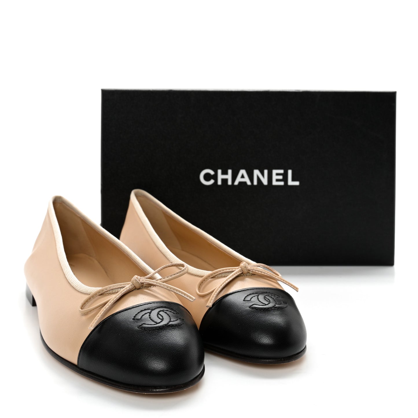 Lambskin Cap Toe CC Ballerina Flats 40 Beige Black