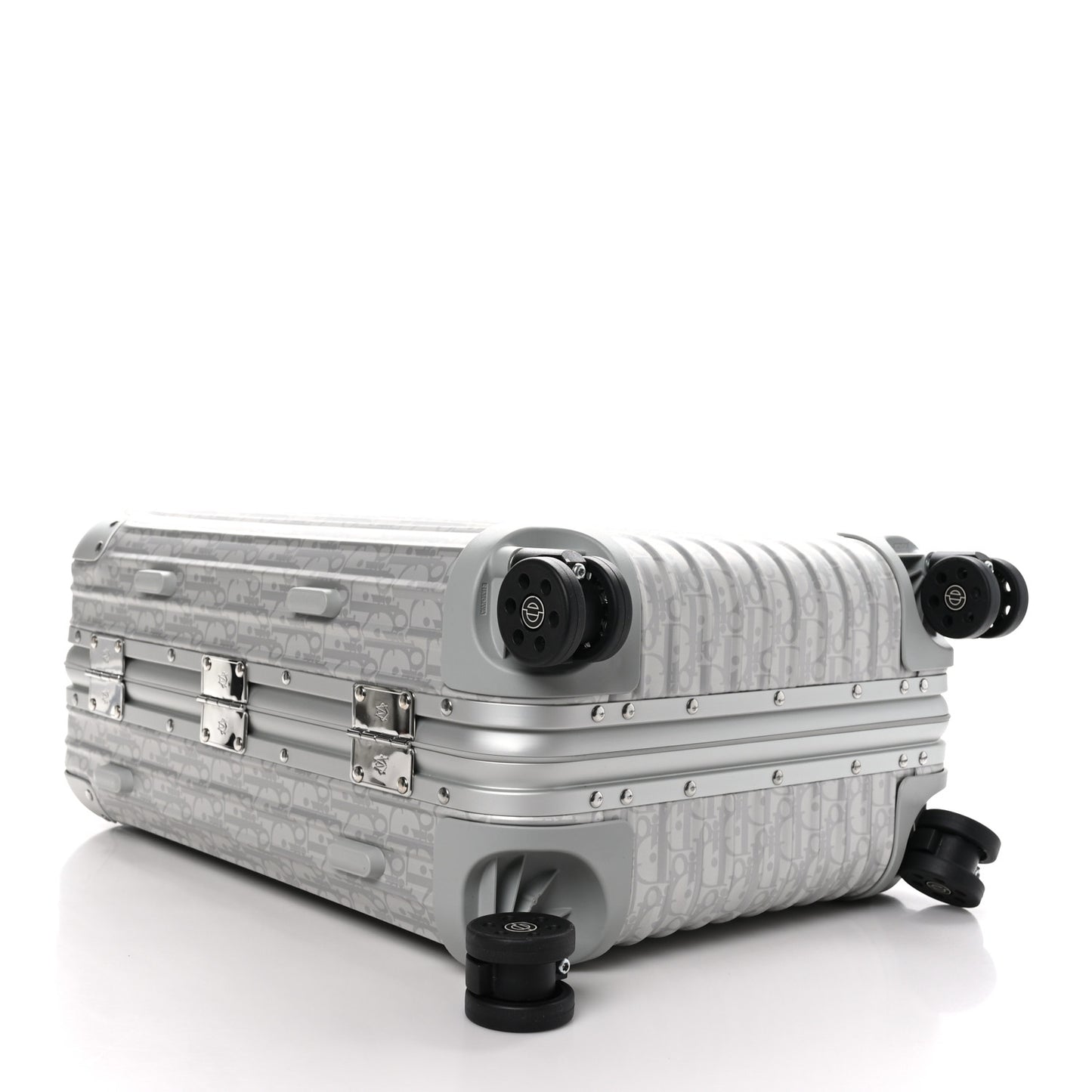 X RIMOWA Aluminum Gradient Cabin Luggage Silver