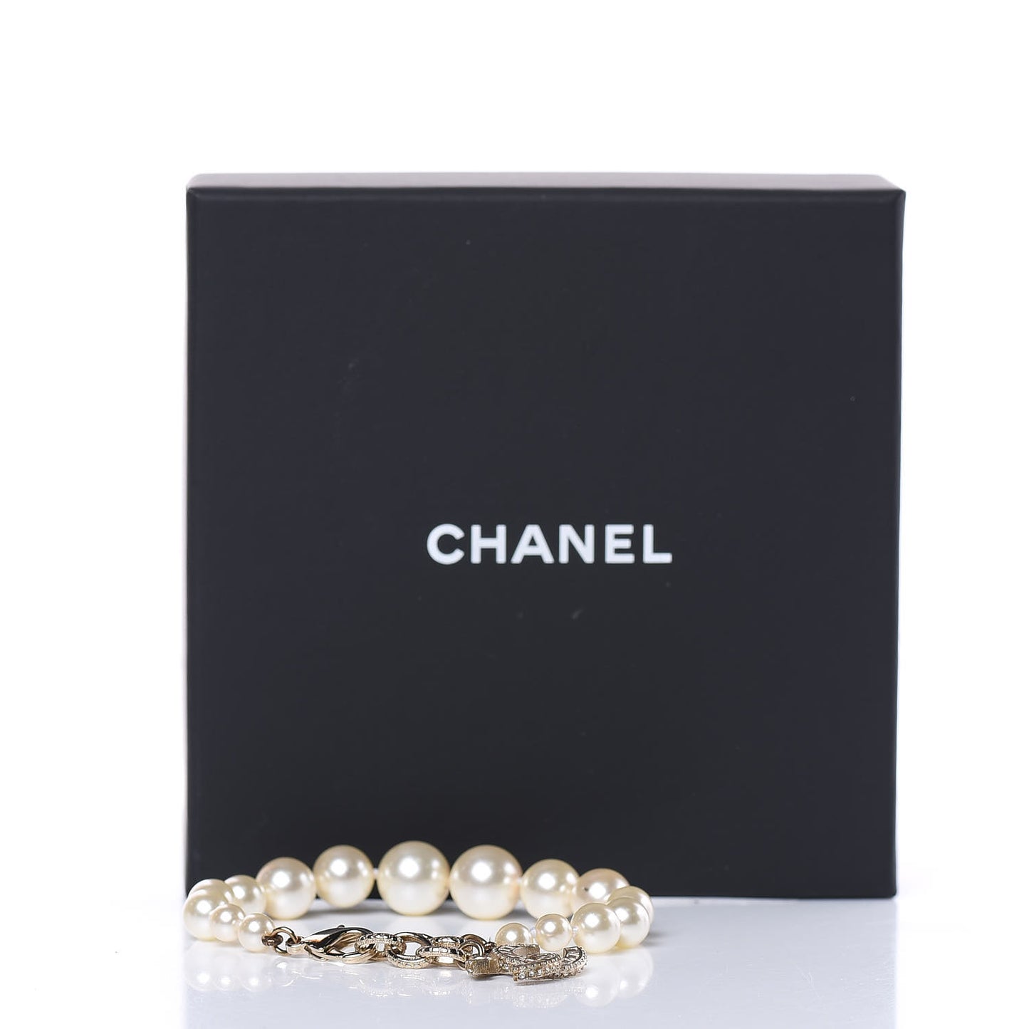 Pearl Crystal CC Bracelet Gold