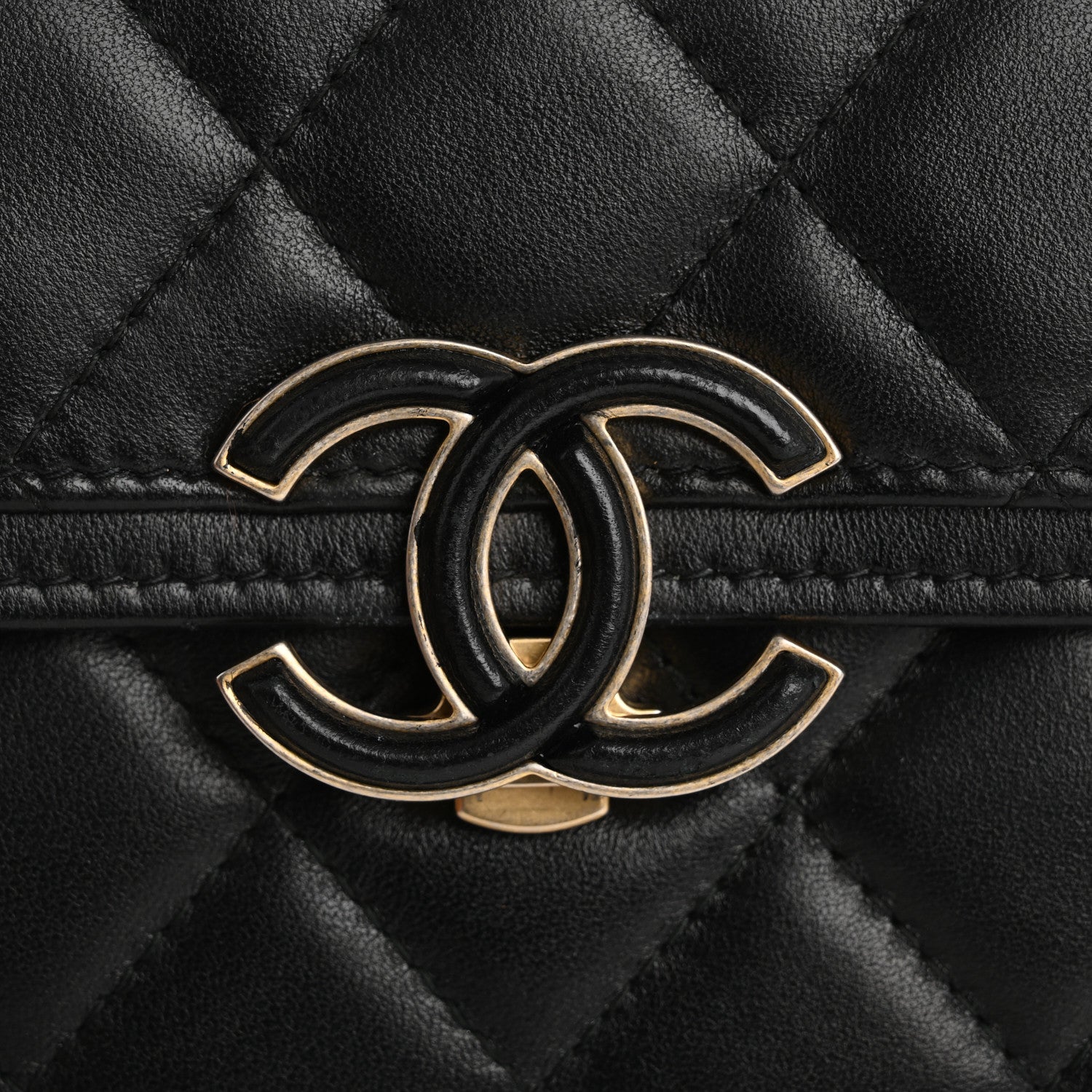 Chanel Lambskin Quilted CC Chic Gusset Wallet Black 11 of 18