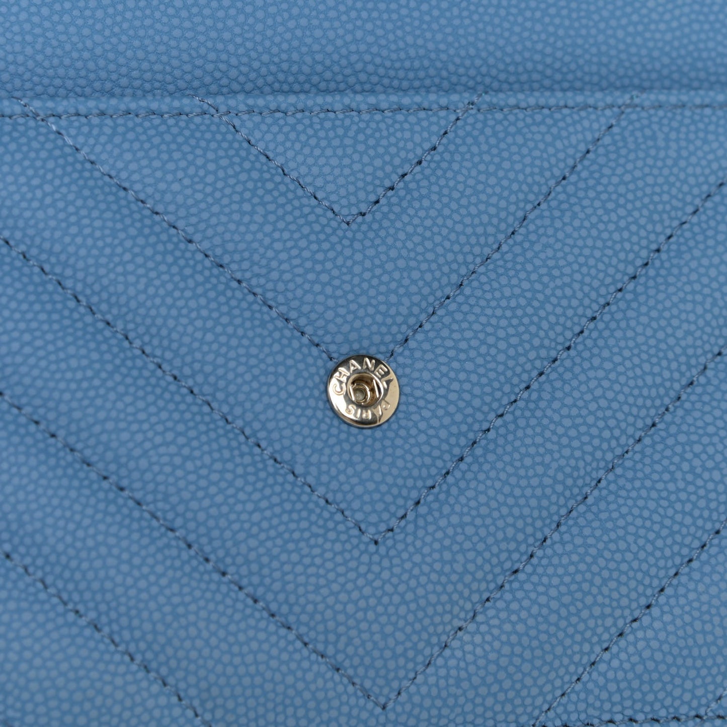 Caviar Flat Chevron Quilted Wallet On Chain WOC Blue